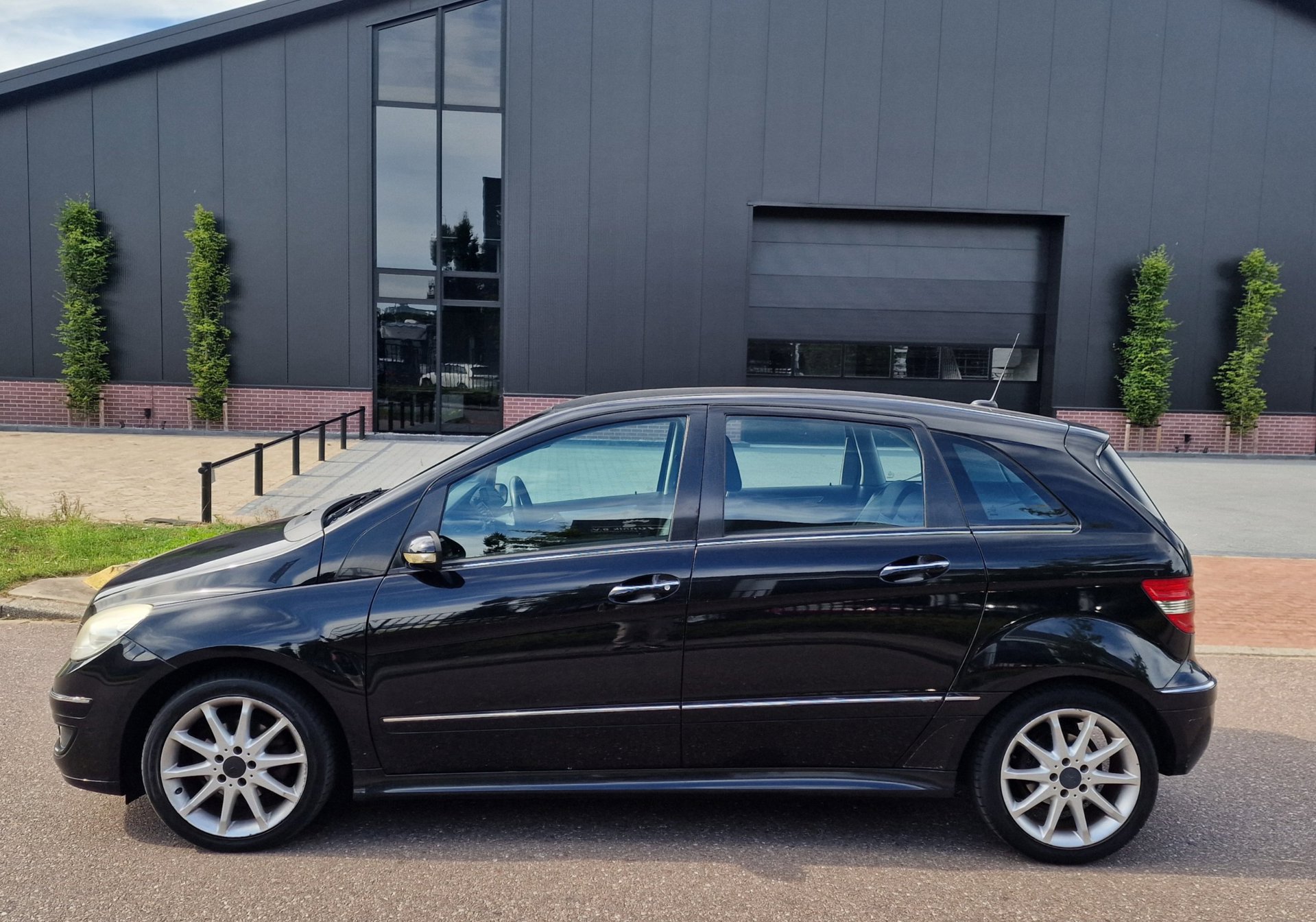 Foto van Mercedes-Benz B 150