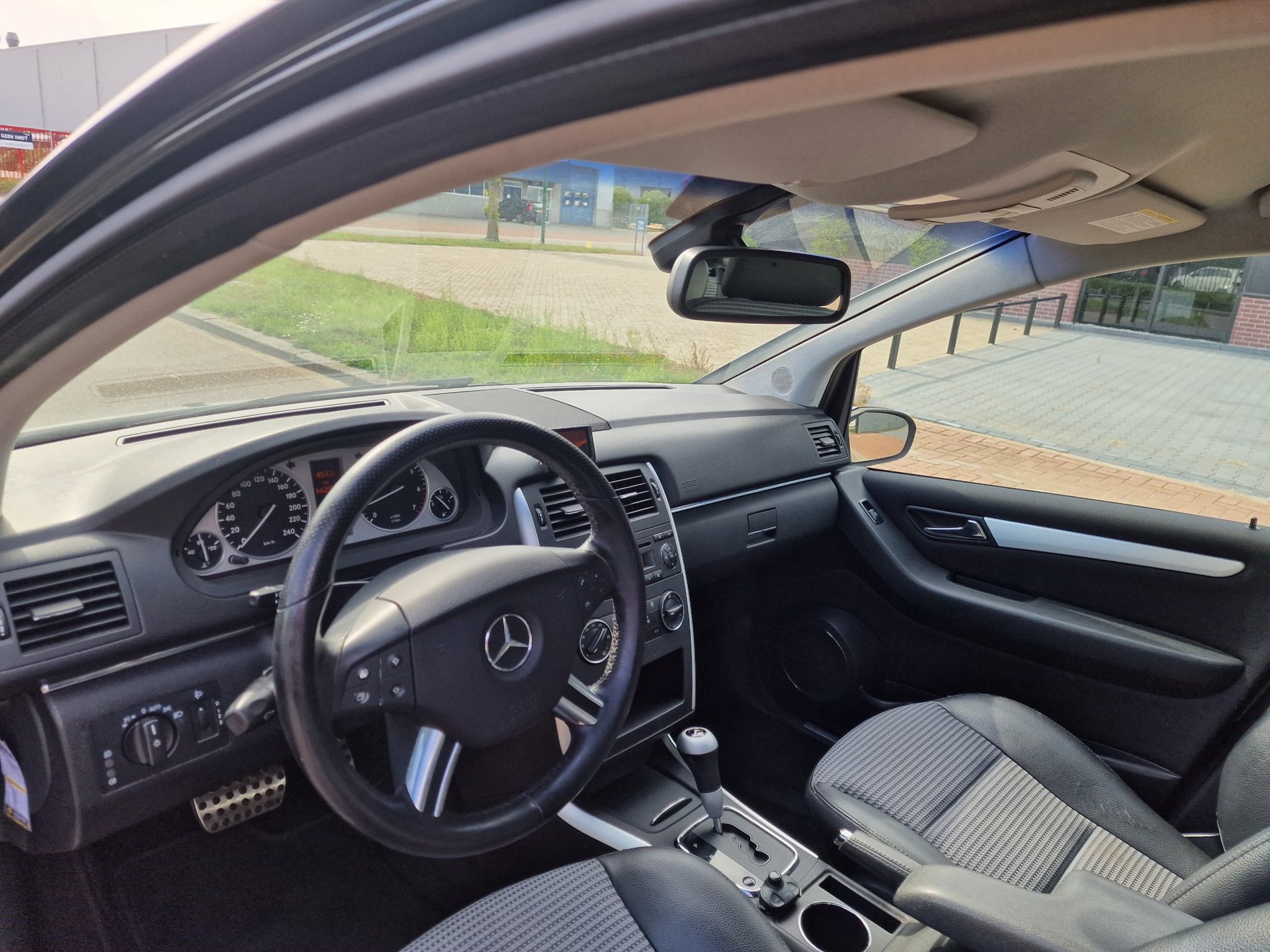 Foto van Mercedes-Benz B 150
