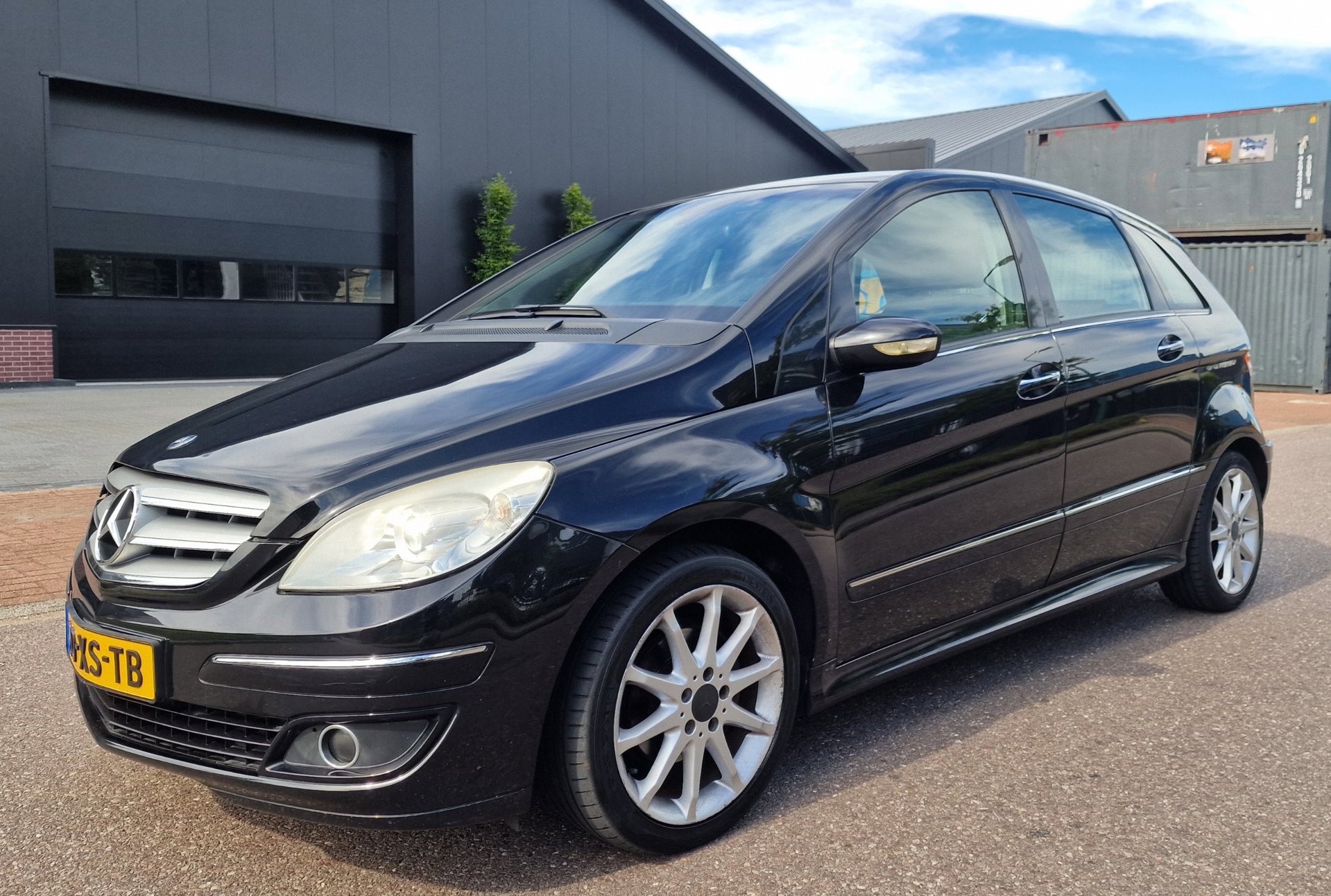 Foto van Mercedes-Benz B 150