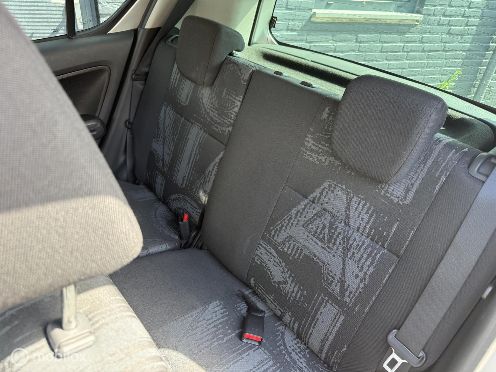 Foto van Opel Agila