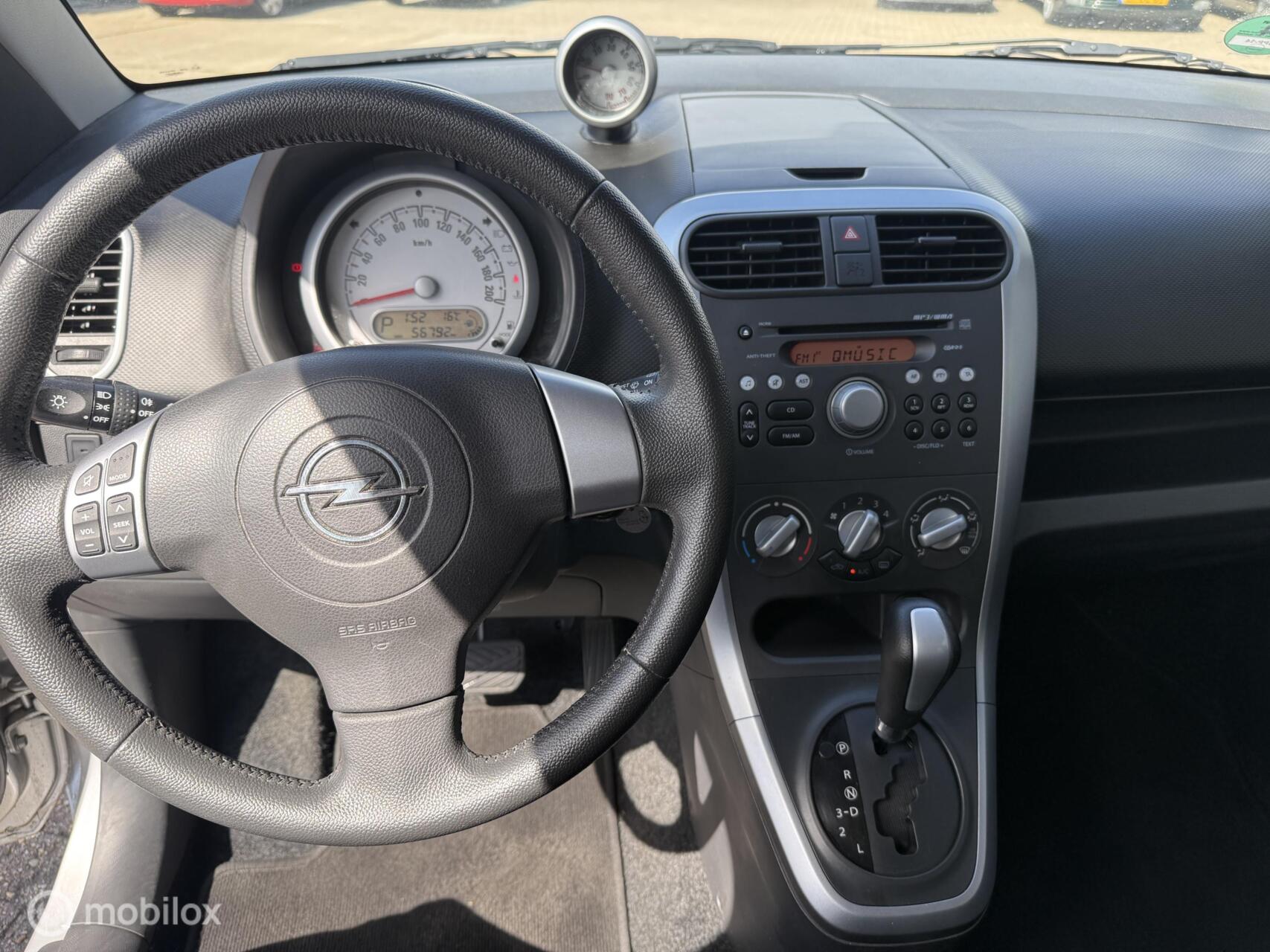 Foto van Opel Agila