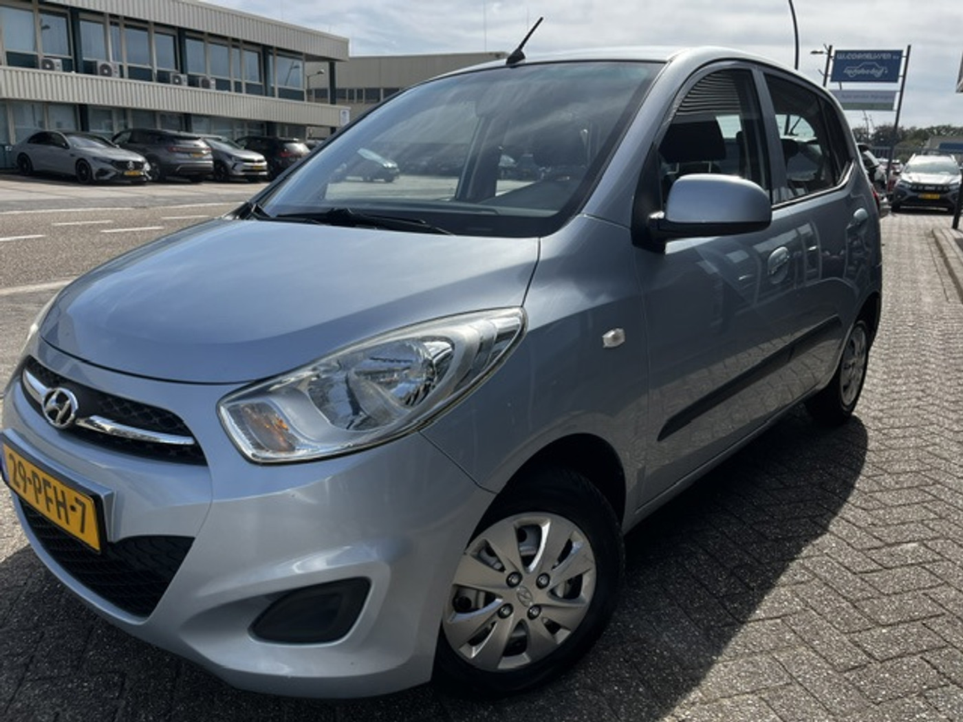 Hyundai I 10 1.2 i-Drive Cool 38542 KM NAP 2011 - voorkant