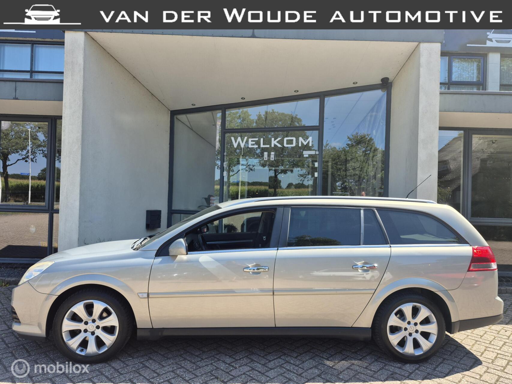 Opel Vectra Station Wagon 1.8-16V Executive '08|Leder|Clima|Cruise! 2008 - voorkant