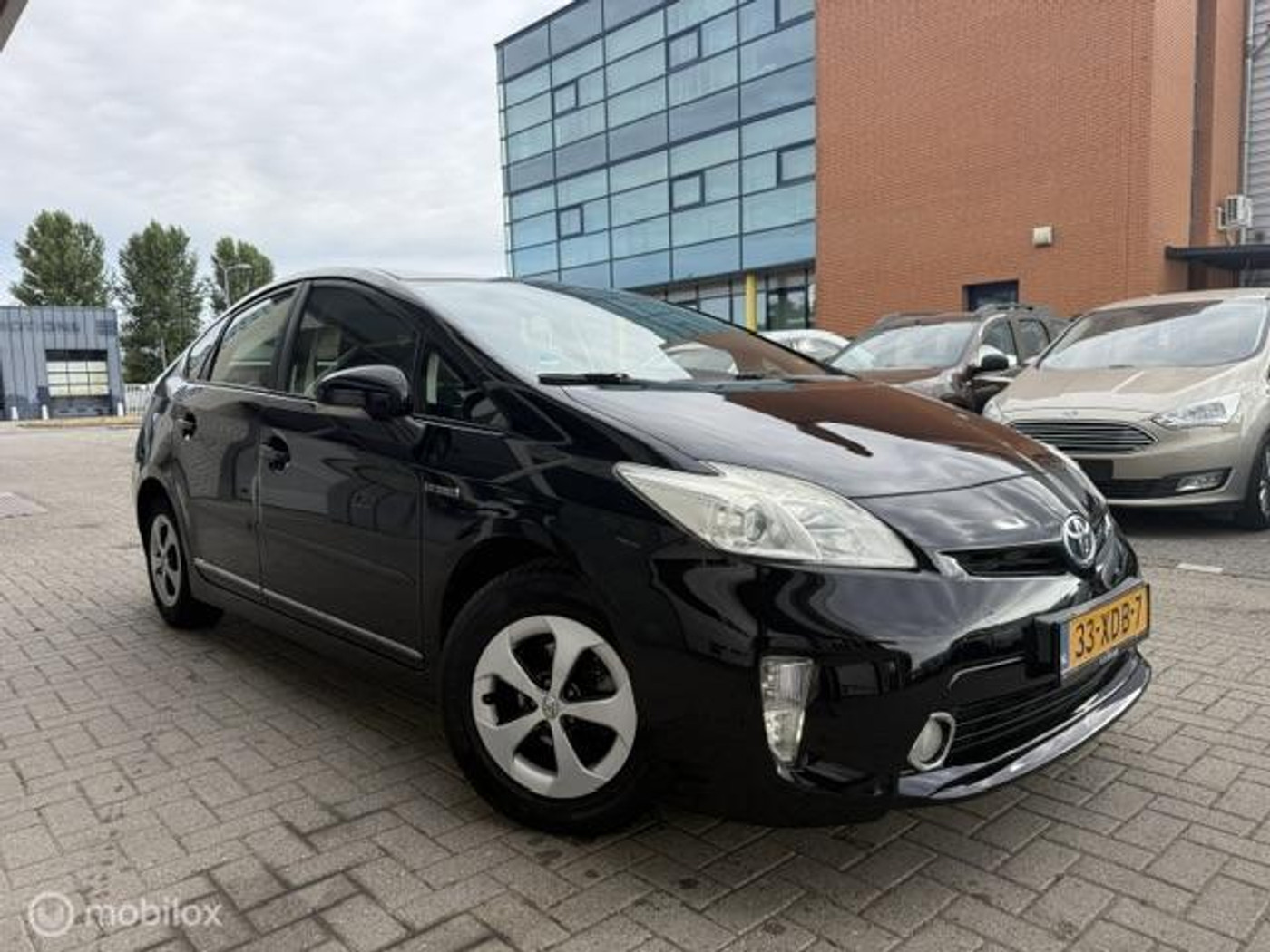 Toyota Toyota Prius 1.8 Comfort Trekhaak Camera 2012 - voorkant