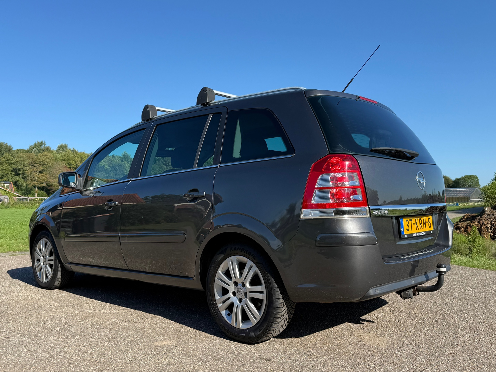 Foto van Opel Zafira