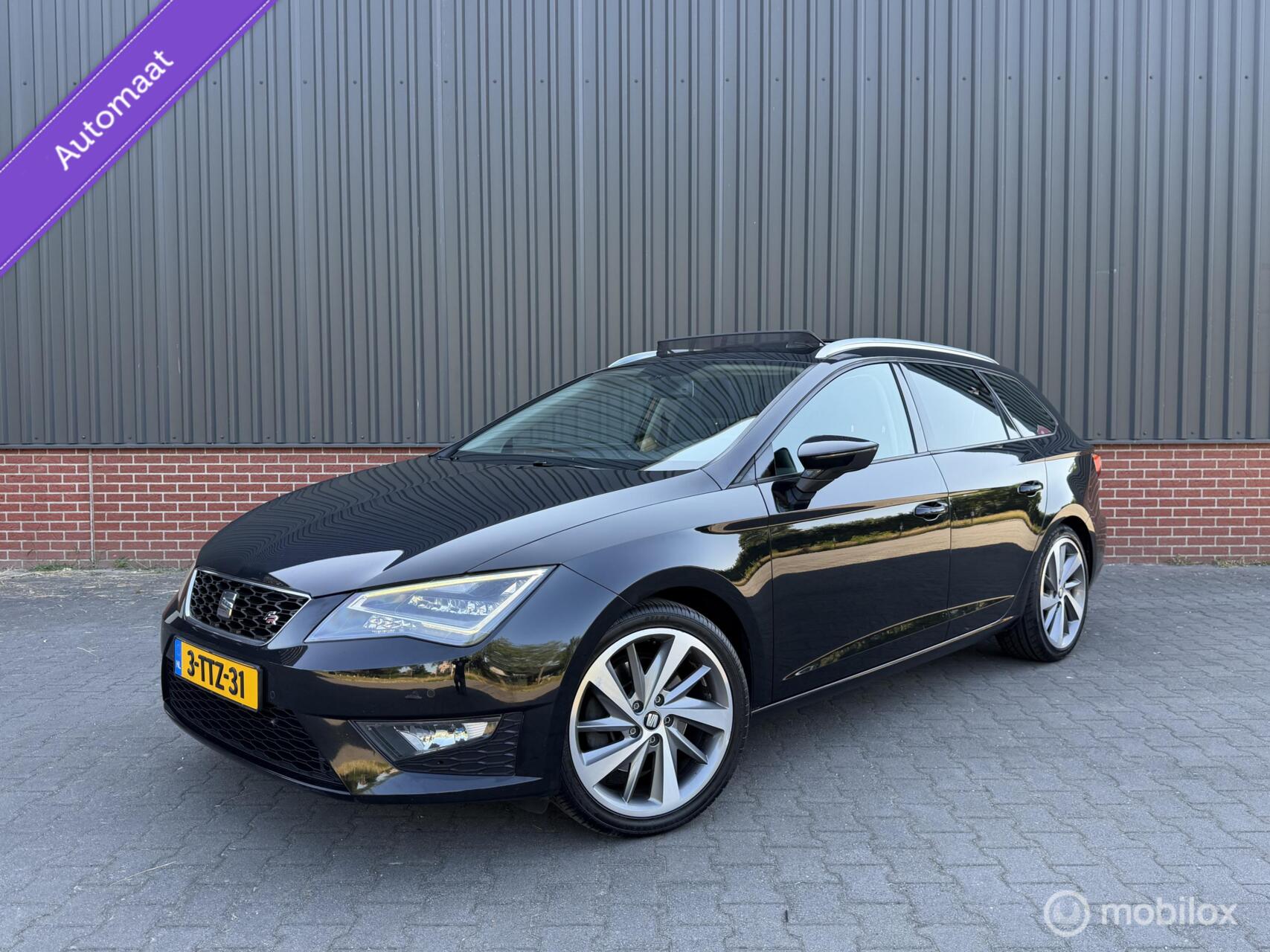 Seat Leon ST 1.8 TSI FR Business | PANO | AUT | TREKHAAK 2014 - voorkant