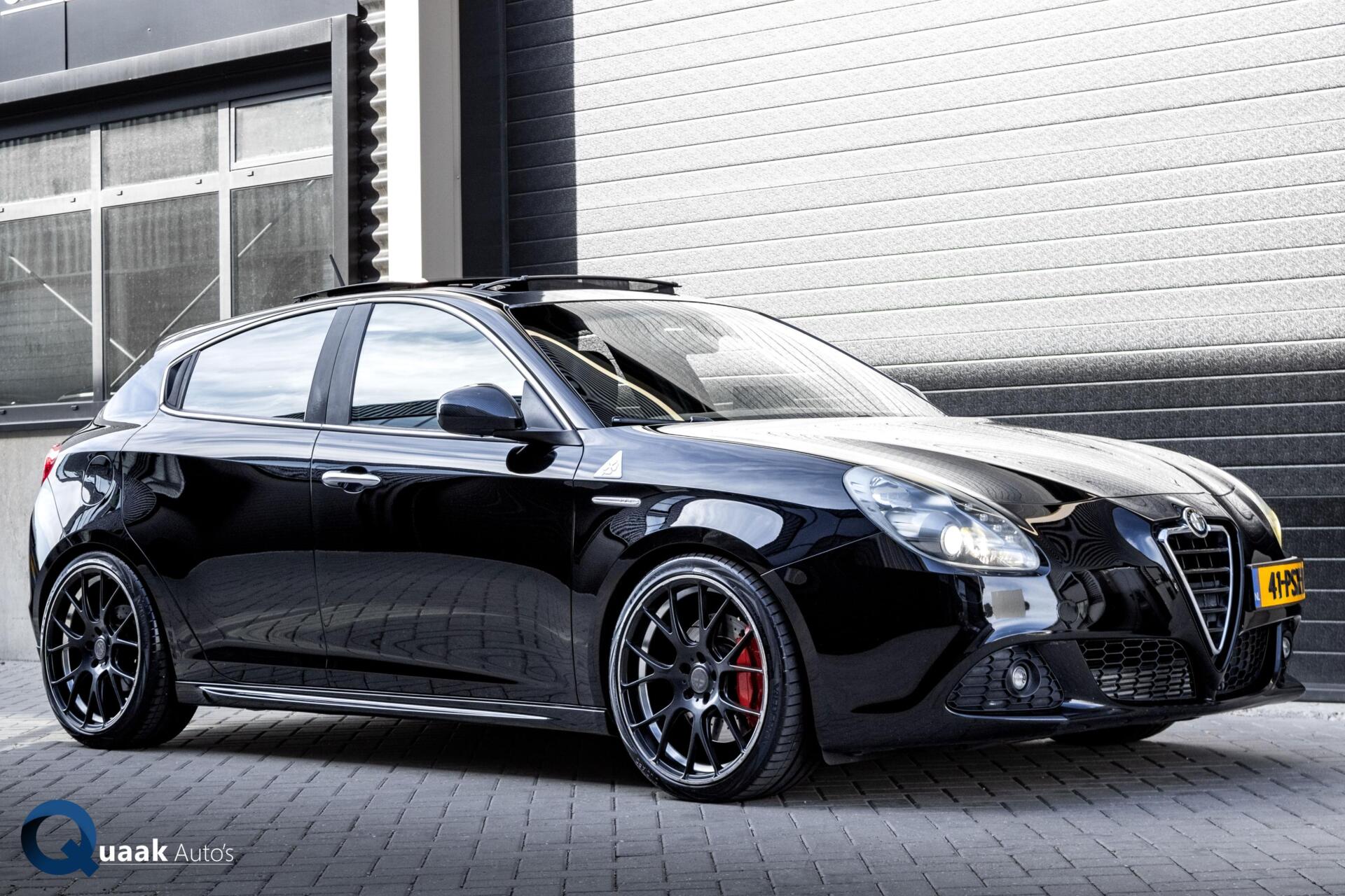 Alfa Romeo Alfa Giulietta 1.7 TBi QV | PANO | LEER | 1e EIGENAAR | COMPLEET ONDERHOUDEN 2011 - voorkant