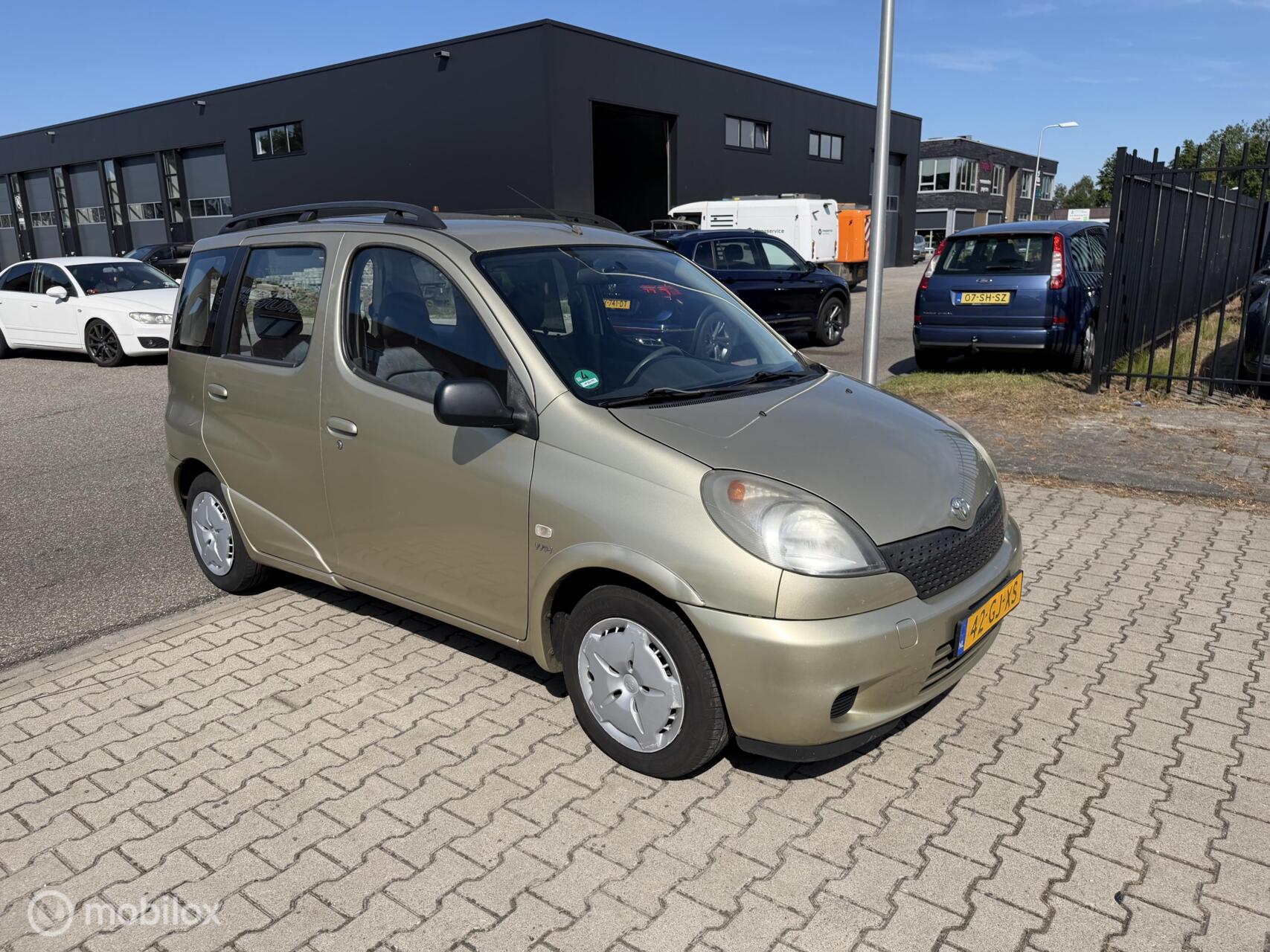 Foto van Toyota Toyota Yaris Verso
