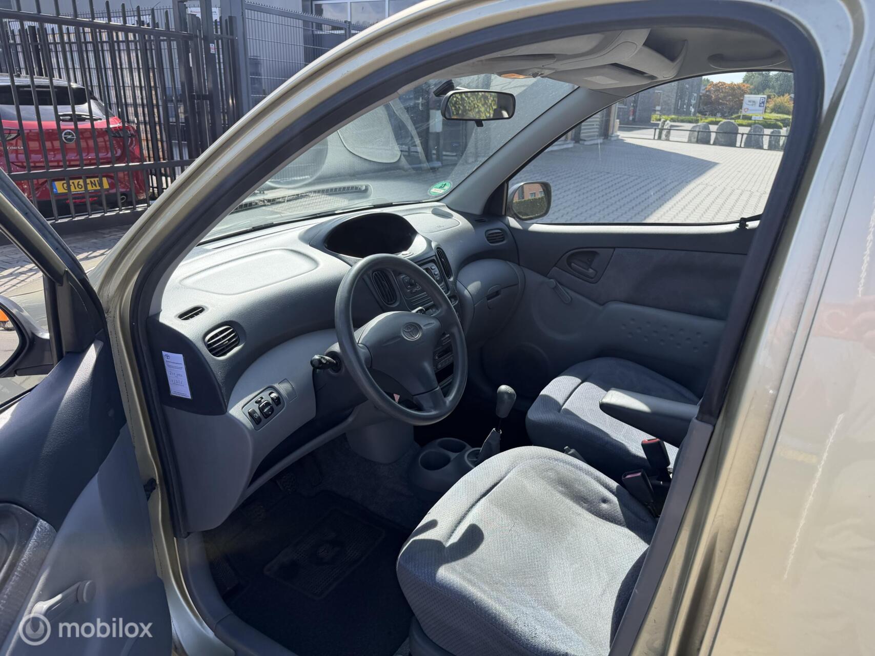 Foto van Toyota Toyota Yaris Verso