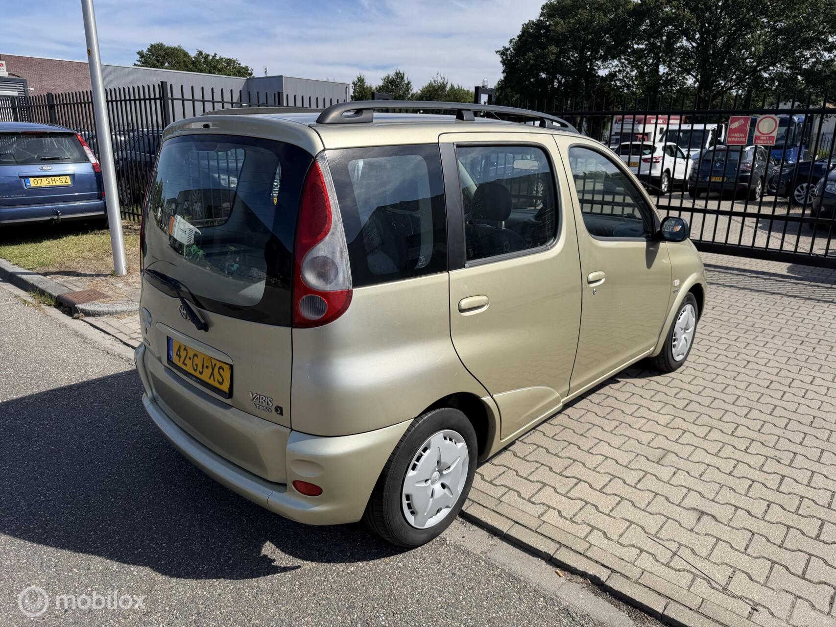 Foto van Toyota Toyota Yaris Verso