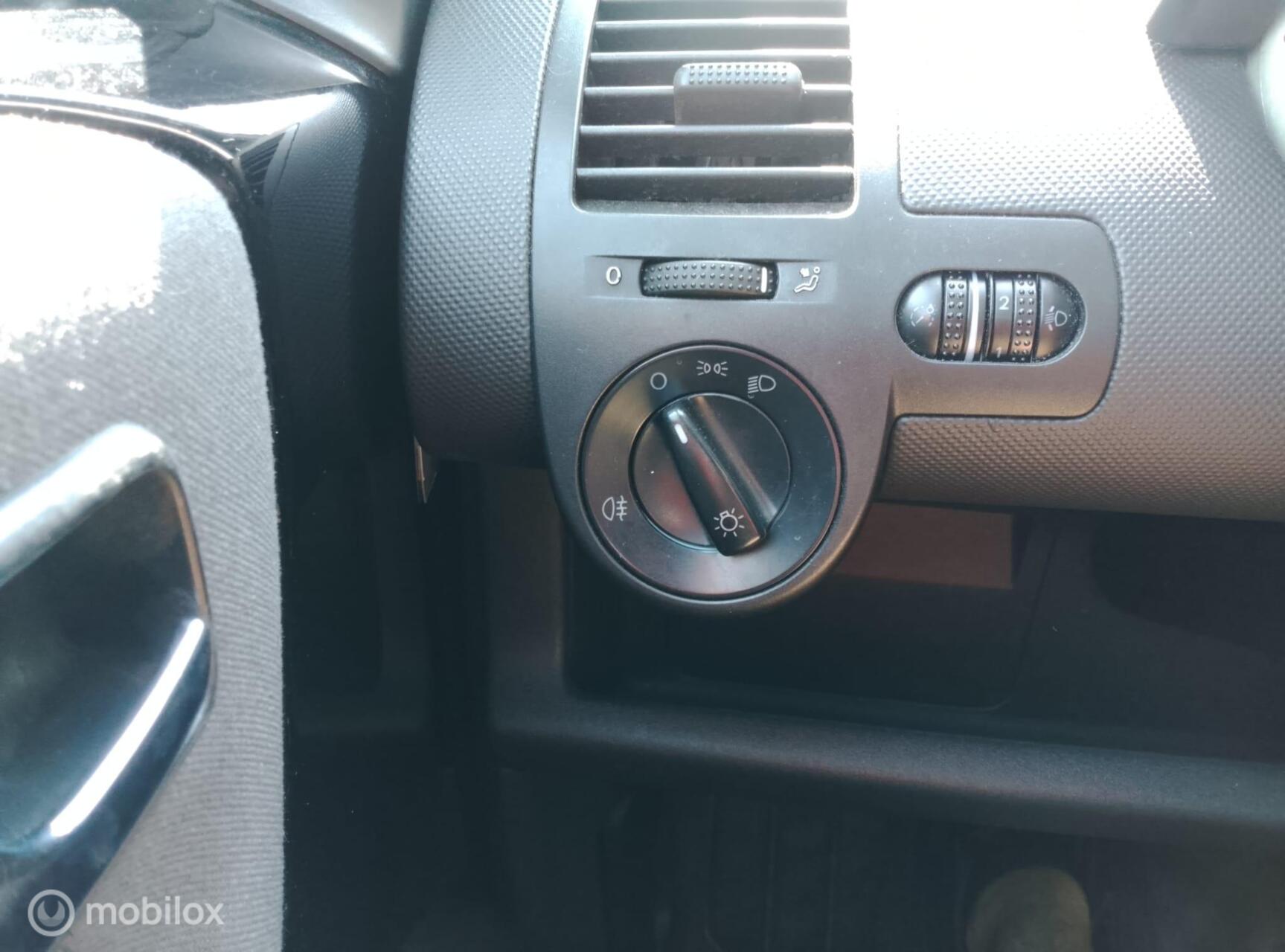 Foto van Volkswagen Lupo