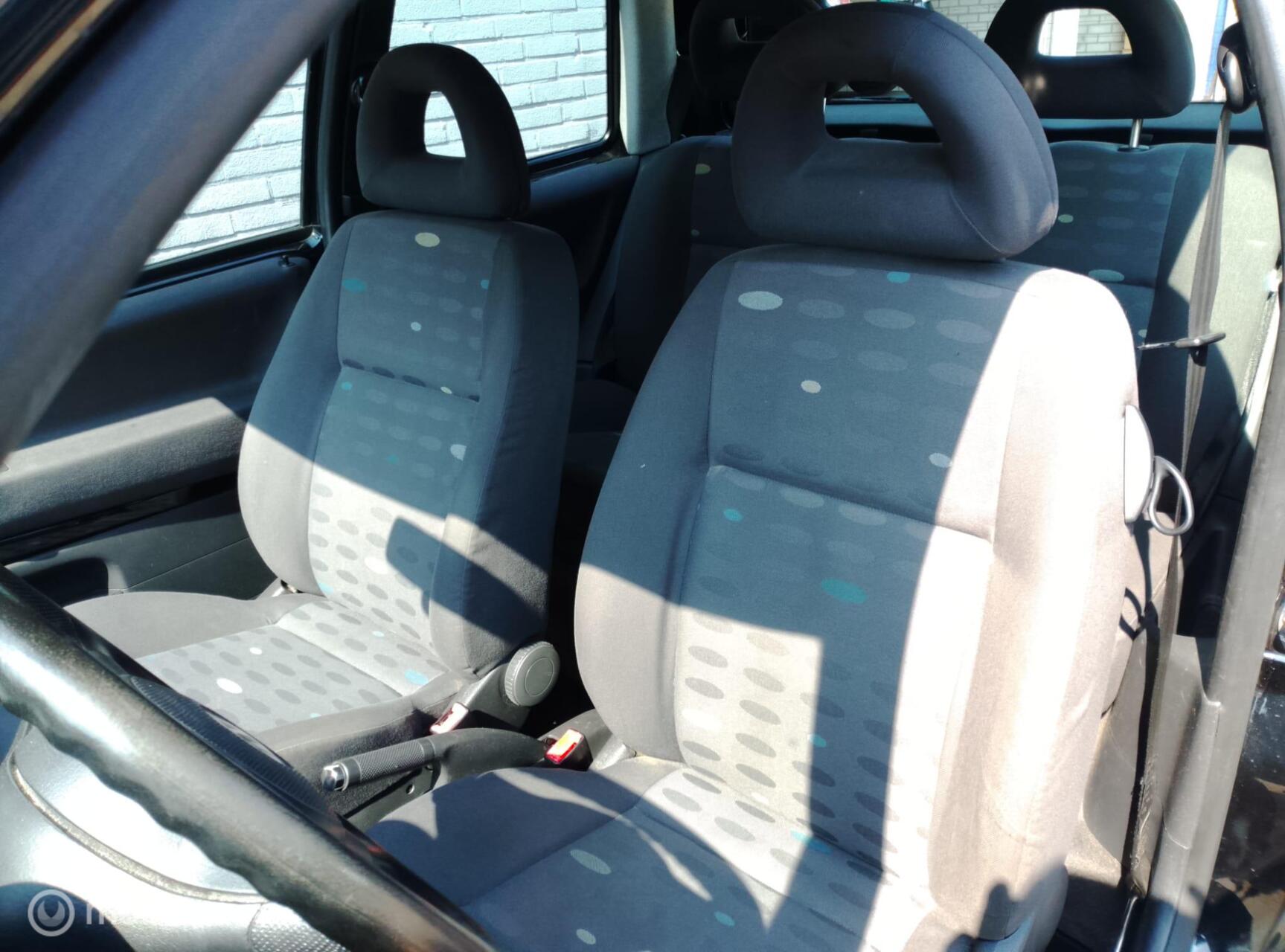 Foto van Volkswagen Lupo