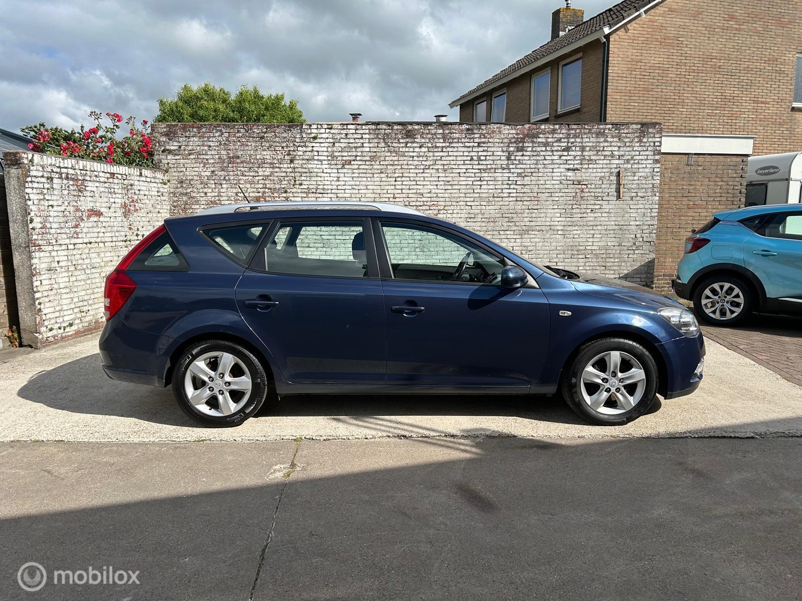 Foto van Kia Cee D
