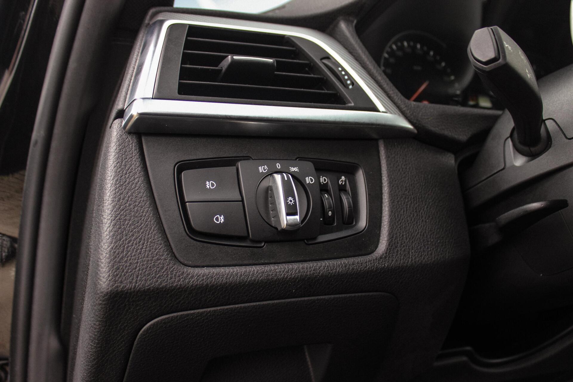 Foto van BMW 320i