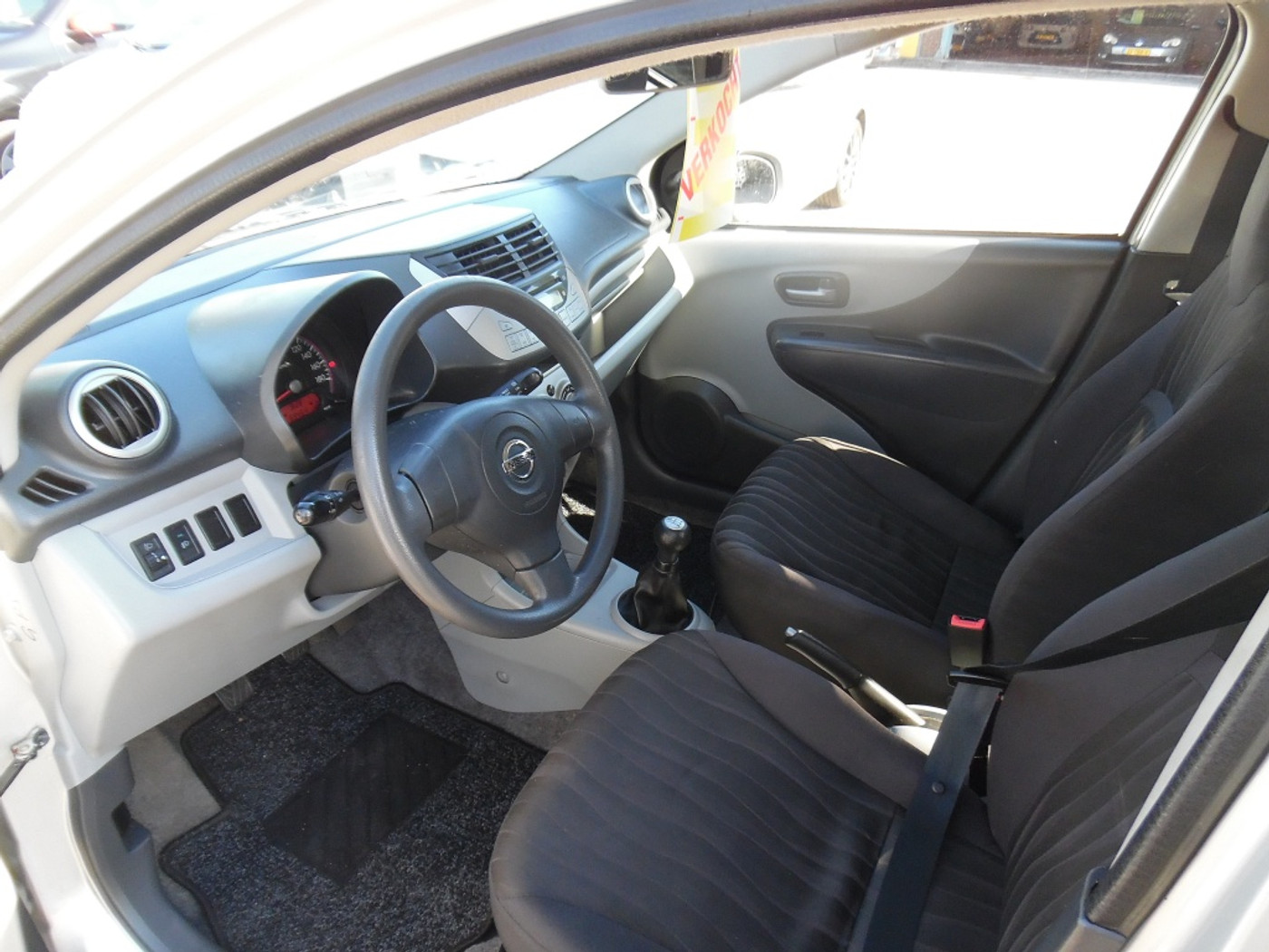 Foto van Nissan Pixo