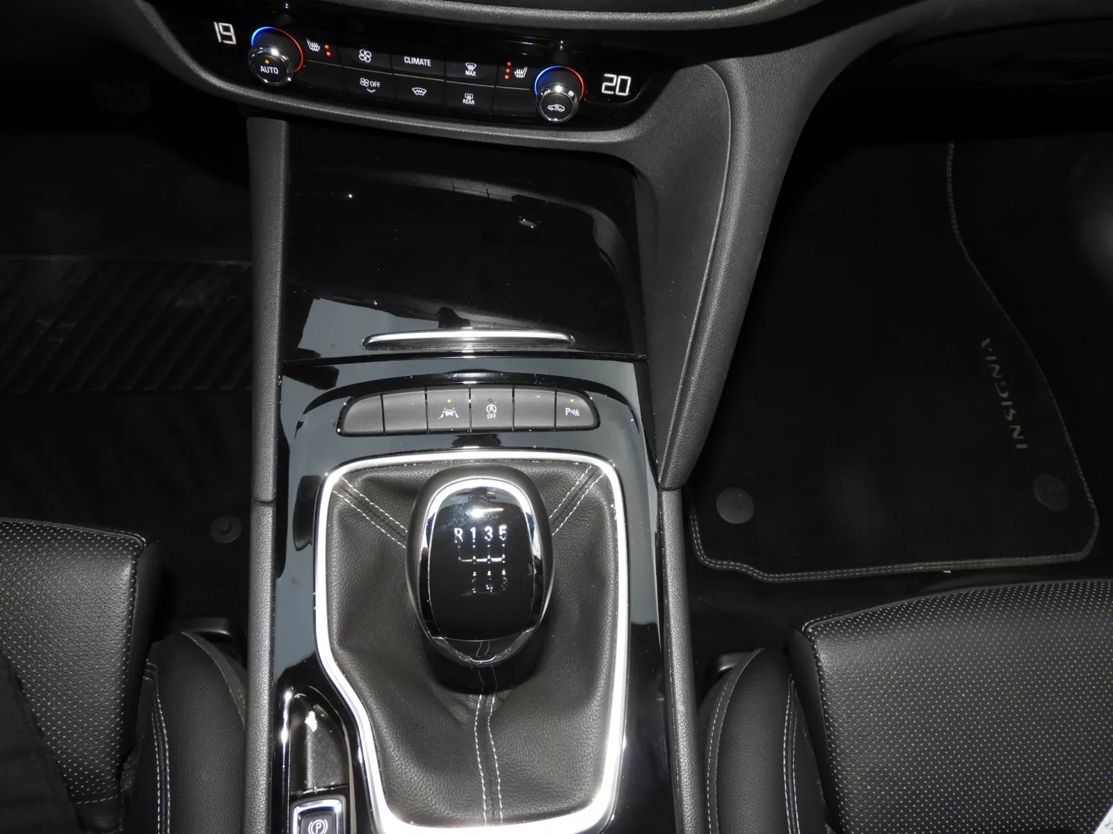 Foto van Opel Insignia Grand Sport
