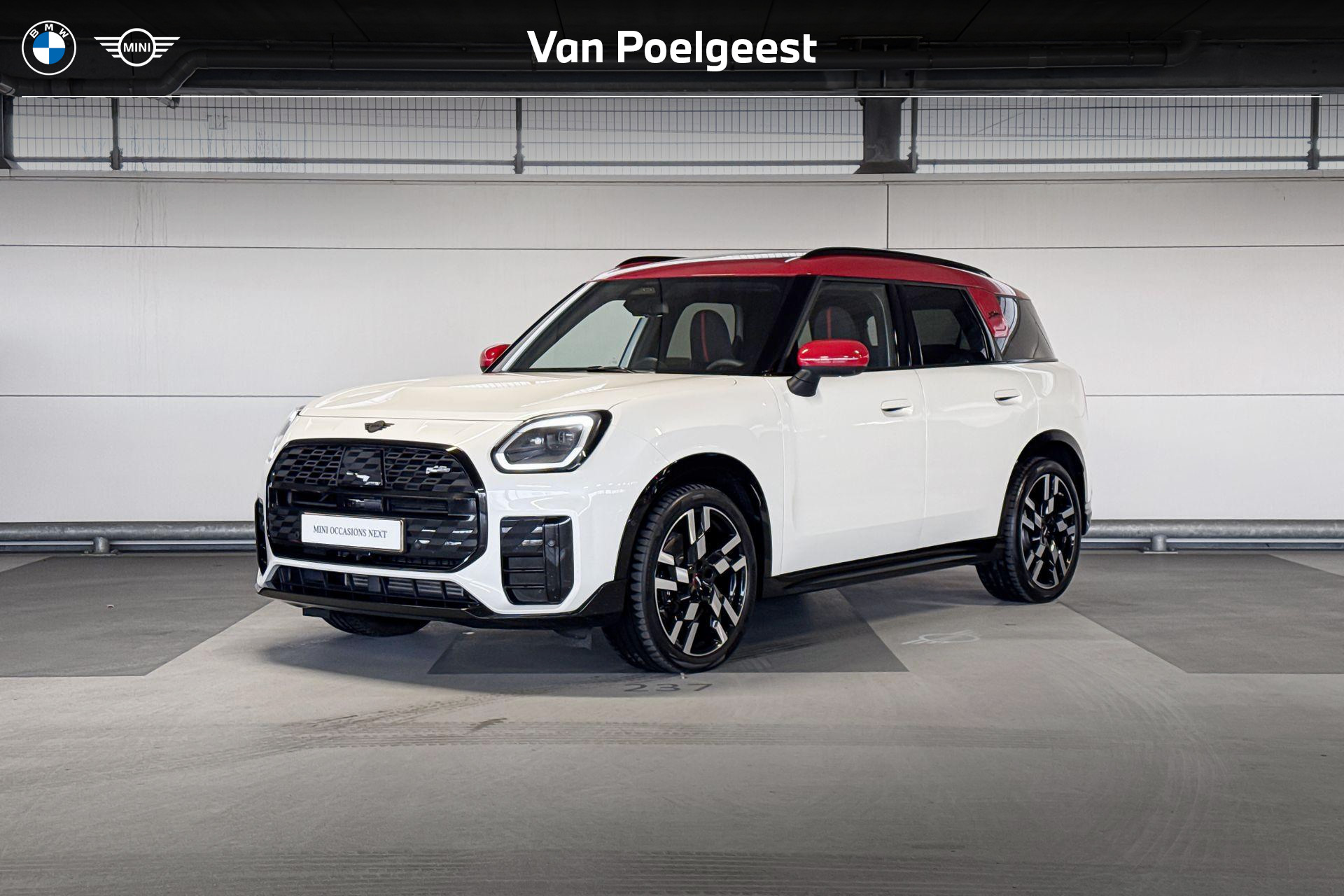 Mini Countryman C 1.5 C John Cooper Works S 2024 - voorkant