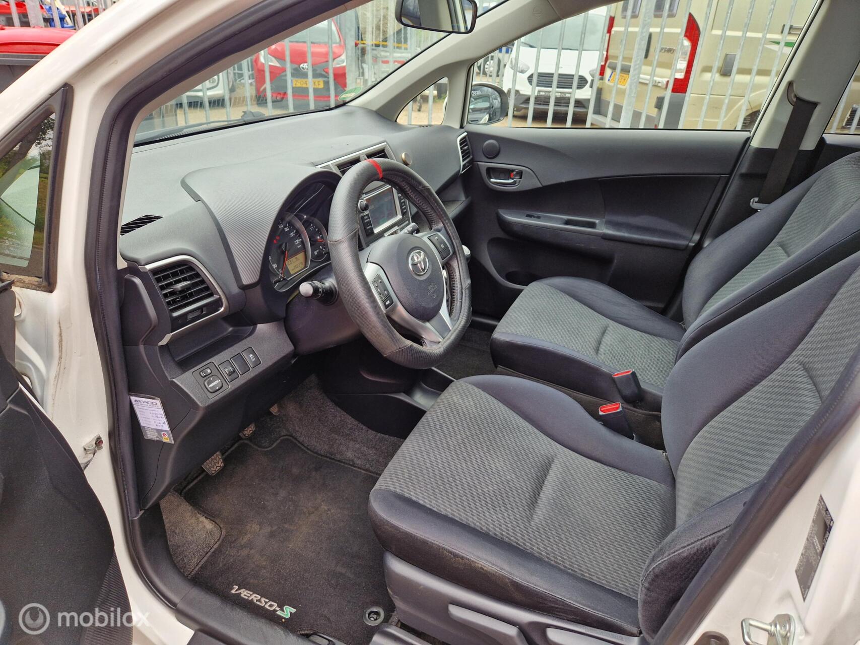 Foto van Toyota Toyota Verso-s