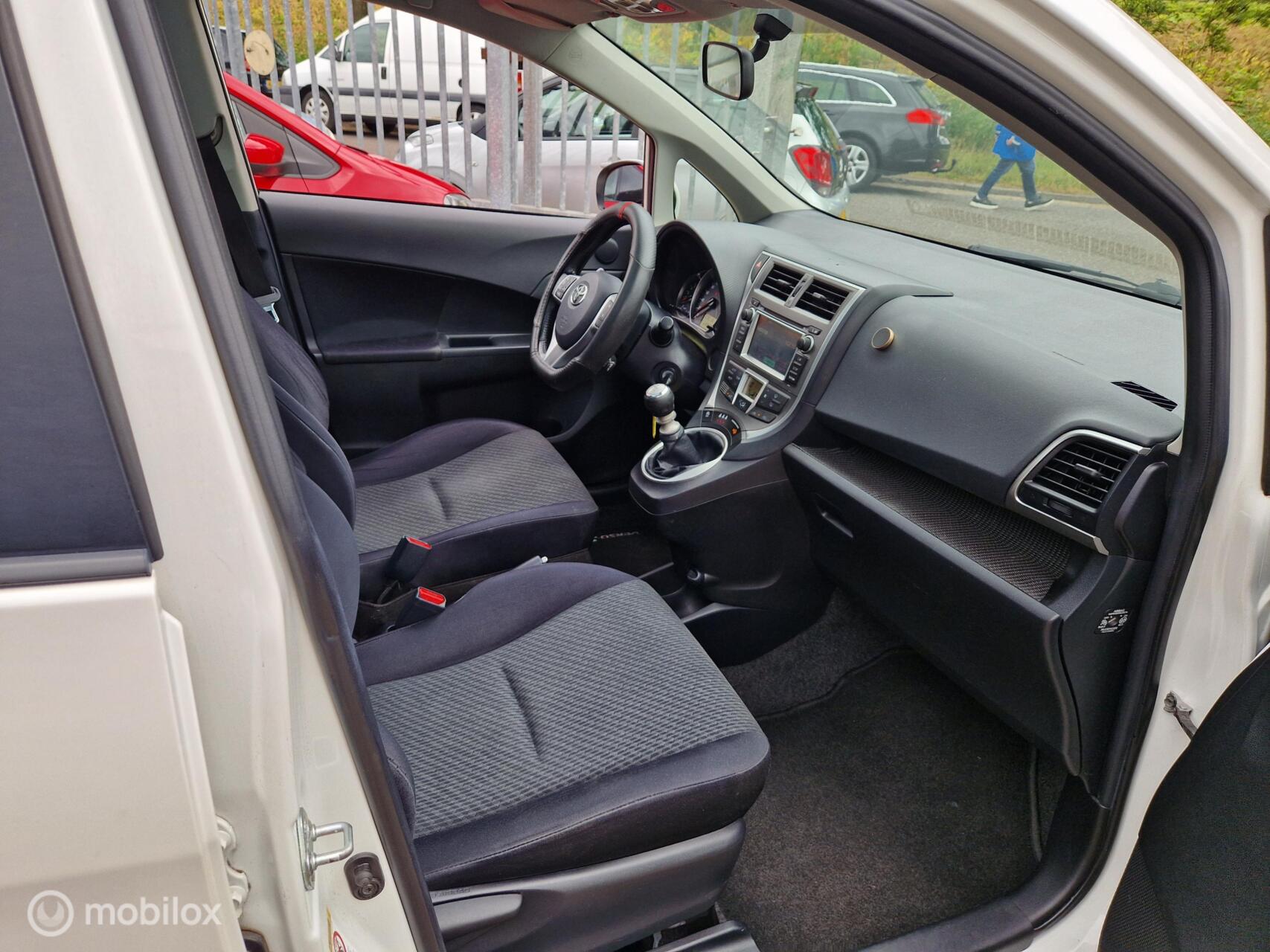 Foto van Toyota Toyota Verso-s