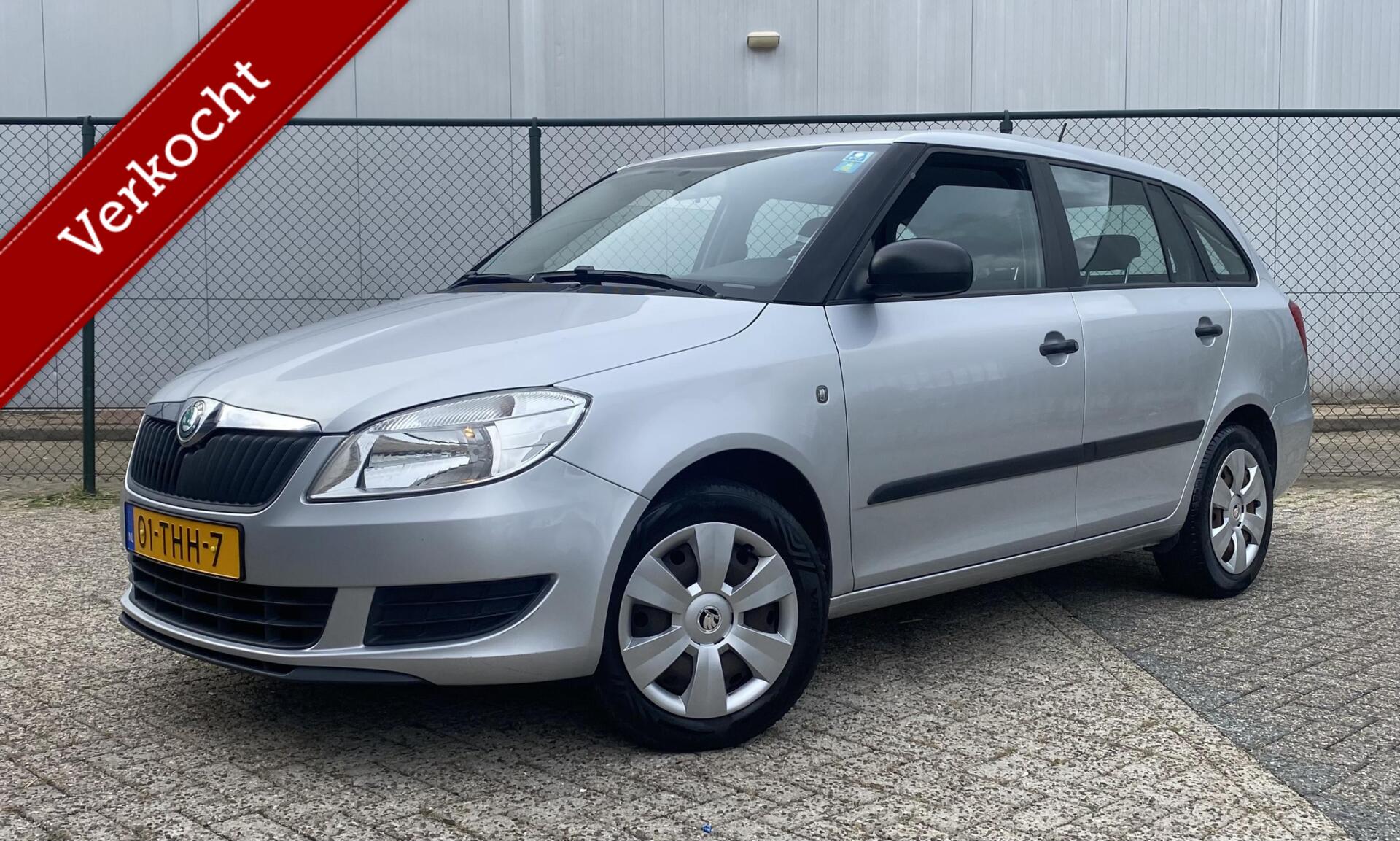 Skoda Fabia 1.2 TSI Comfort | Airco | Trekhaak | 2012 - voorkant