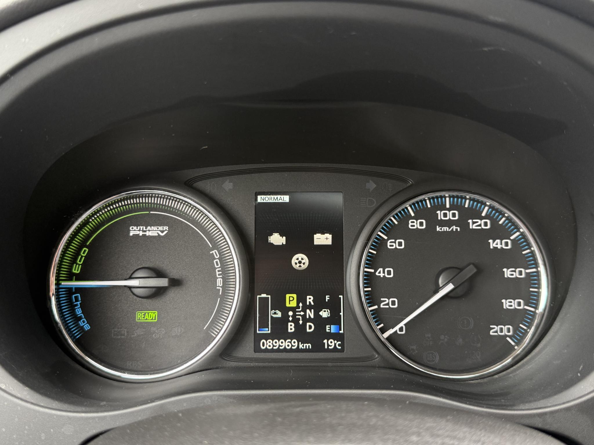 Foto van Mitsubishi Mitsubishi Outlander