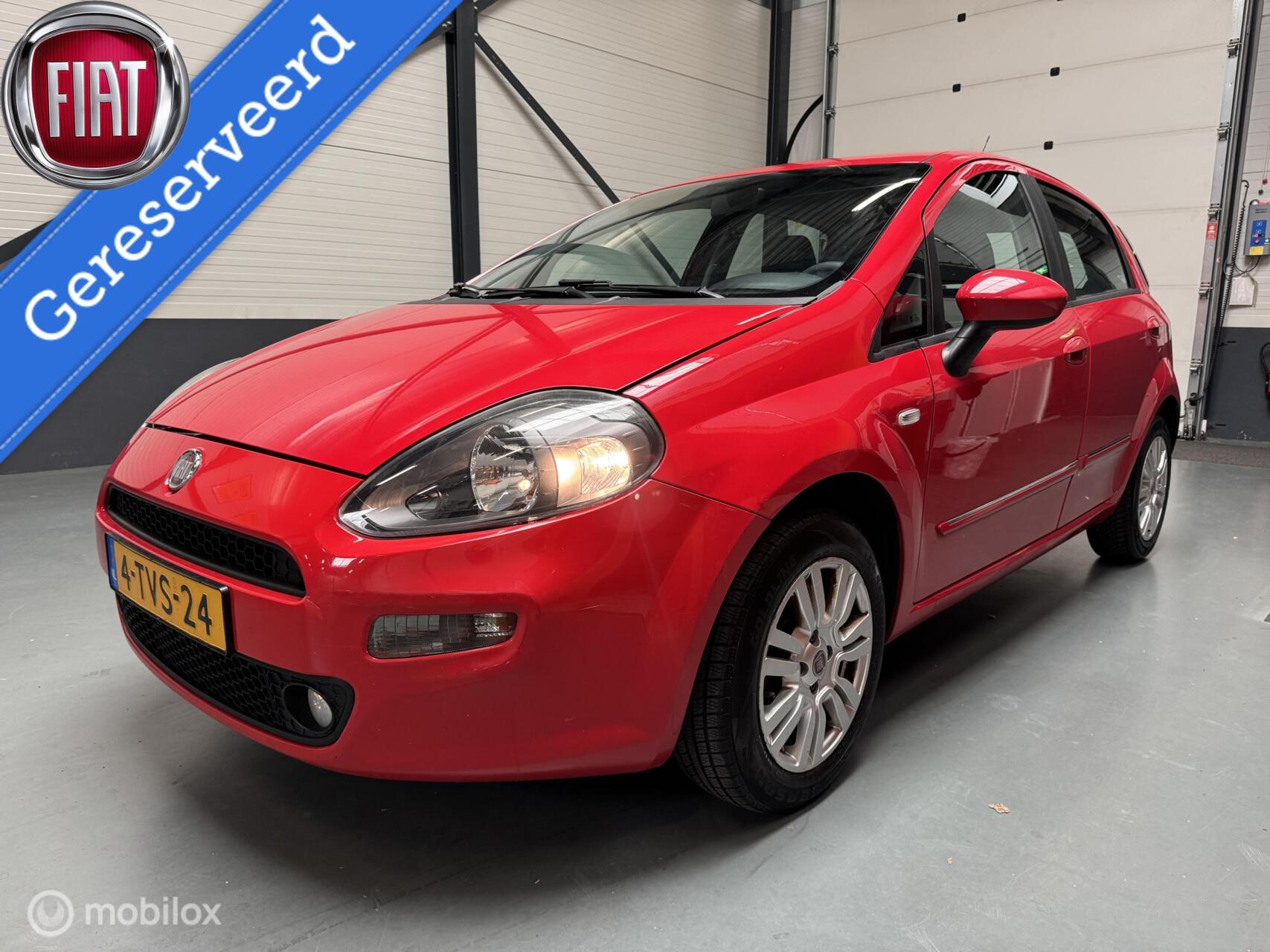 Fiat Fiat Punto 1.2 Pop 5-deurs Airco|LM-velgen|Elektr-pakket 2012 - voorkant