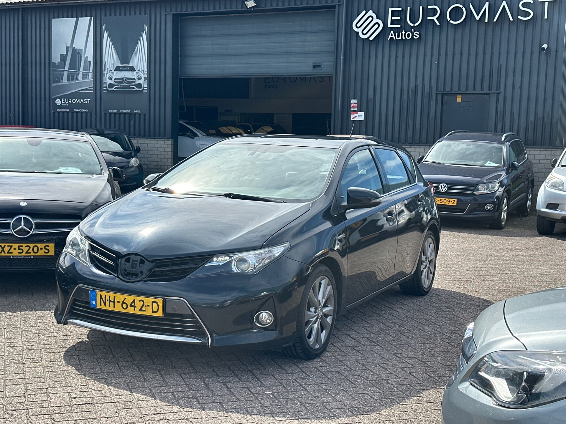 Toyota Toyota Auris 1.8 Hybrid Aspiration EXPORT | Camera | Nieuw apk | 2013 - voorkant
