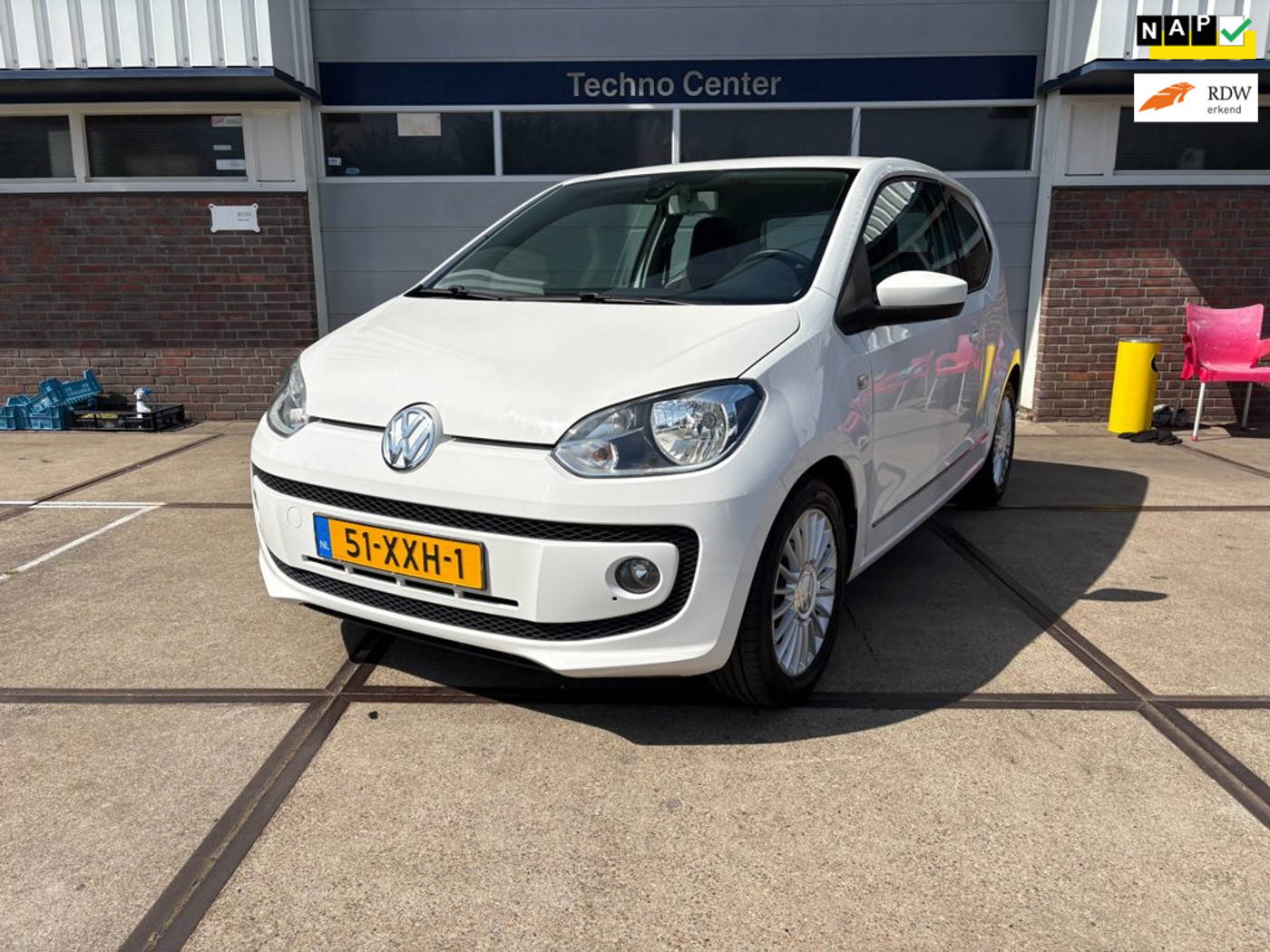 Volkswagen Up 1.0 high up! BlueMotion 2012 - voorkant