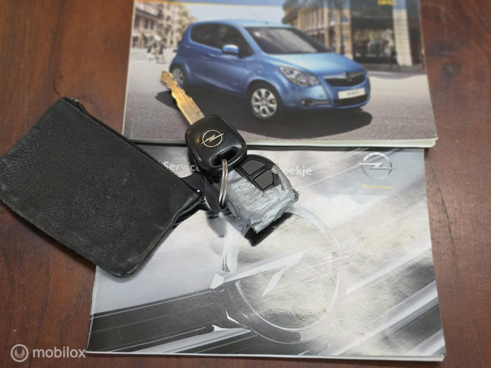 Foto van Opel Agila