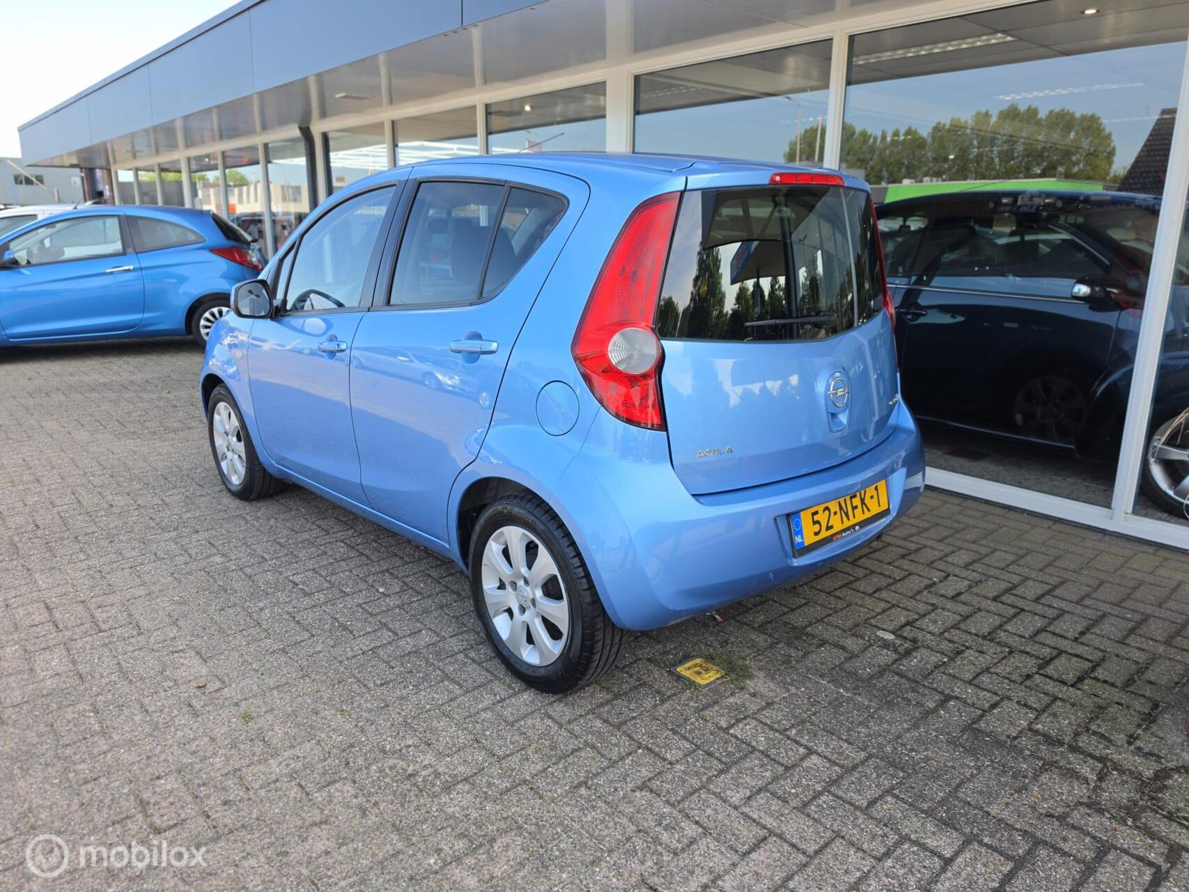 Foto van Opel Agila