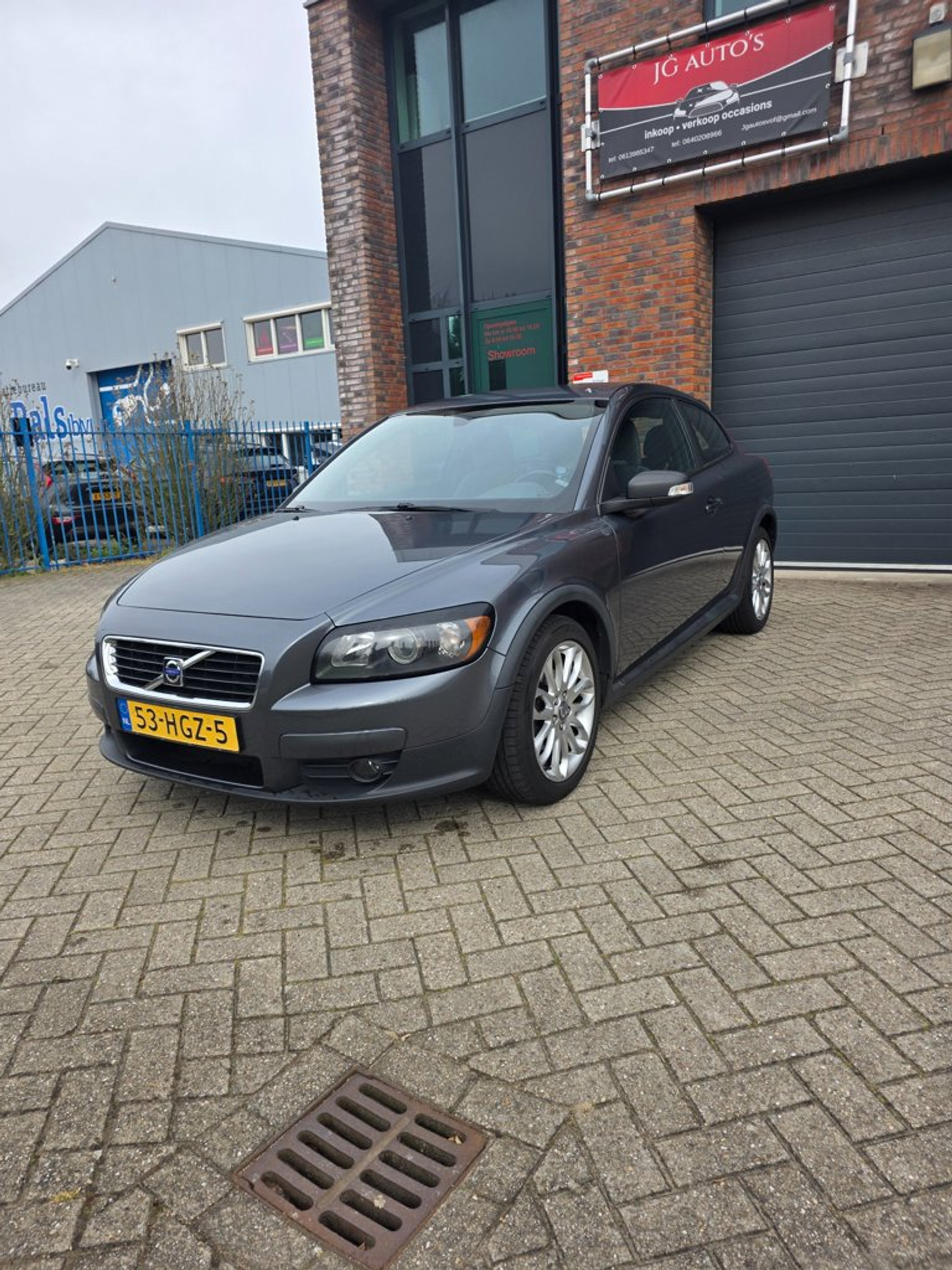 Volvo C30 1.8 Sport dealer onderhouden apk 3-2027 2008 - voorkant