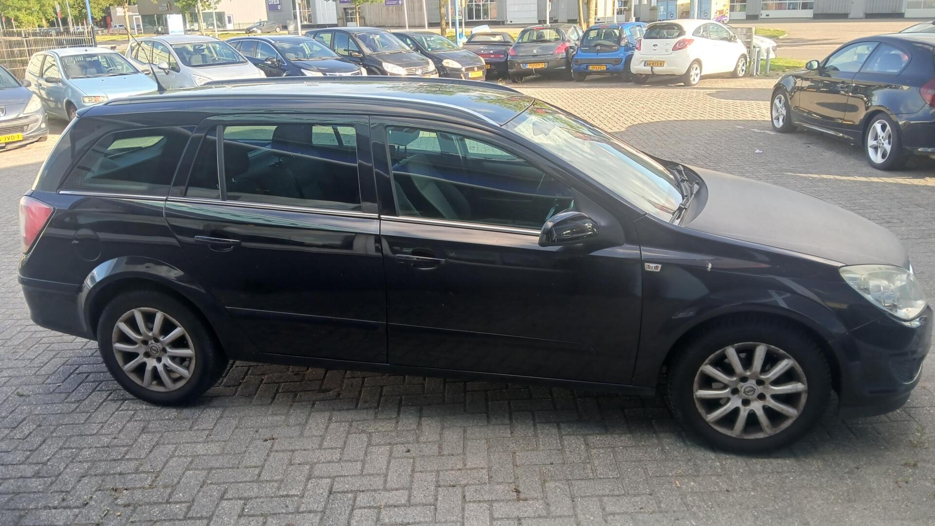 Foto van Opel Astra Station Wagon