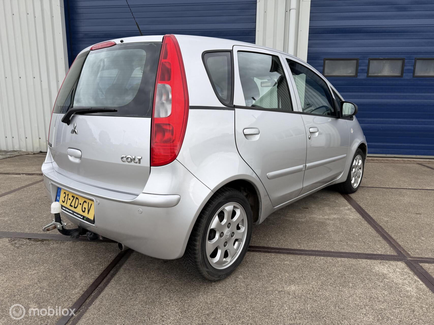 Foto van Mitsubishi Mitsubishi Colt
