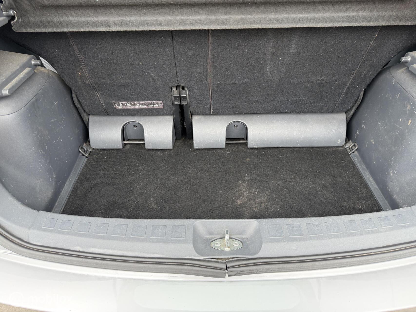 Foto van Mitsubishi Mitsubishi Colt