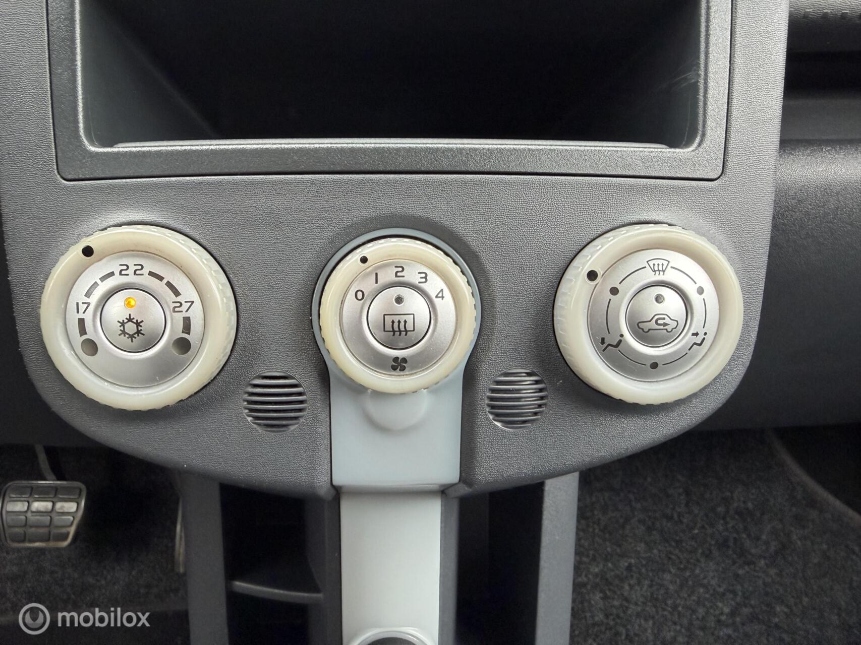 Foto van Mitsubishi Mitsubishi Colt