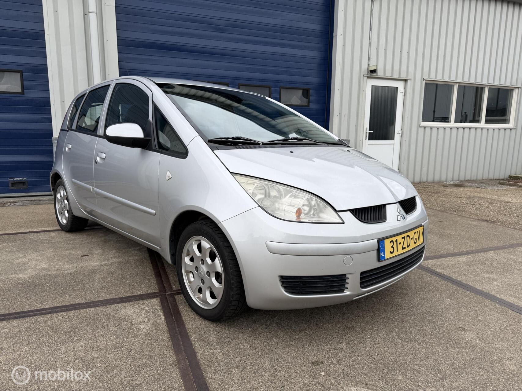 Foto van Mitsubishi Mitsubishi Colt