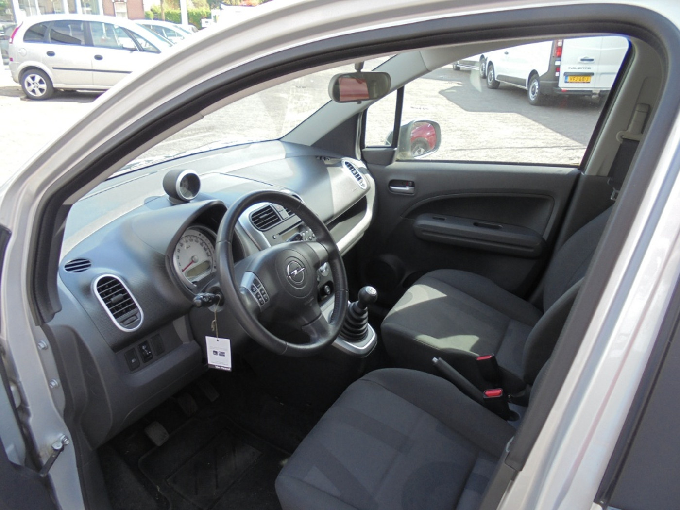 Foto van Opel Agila
