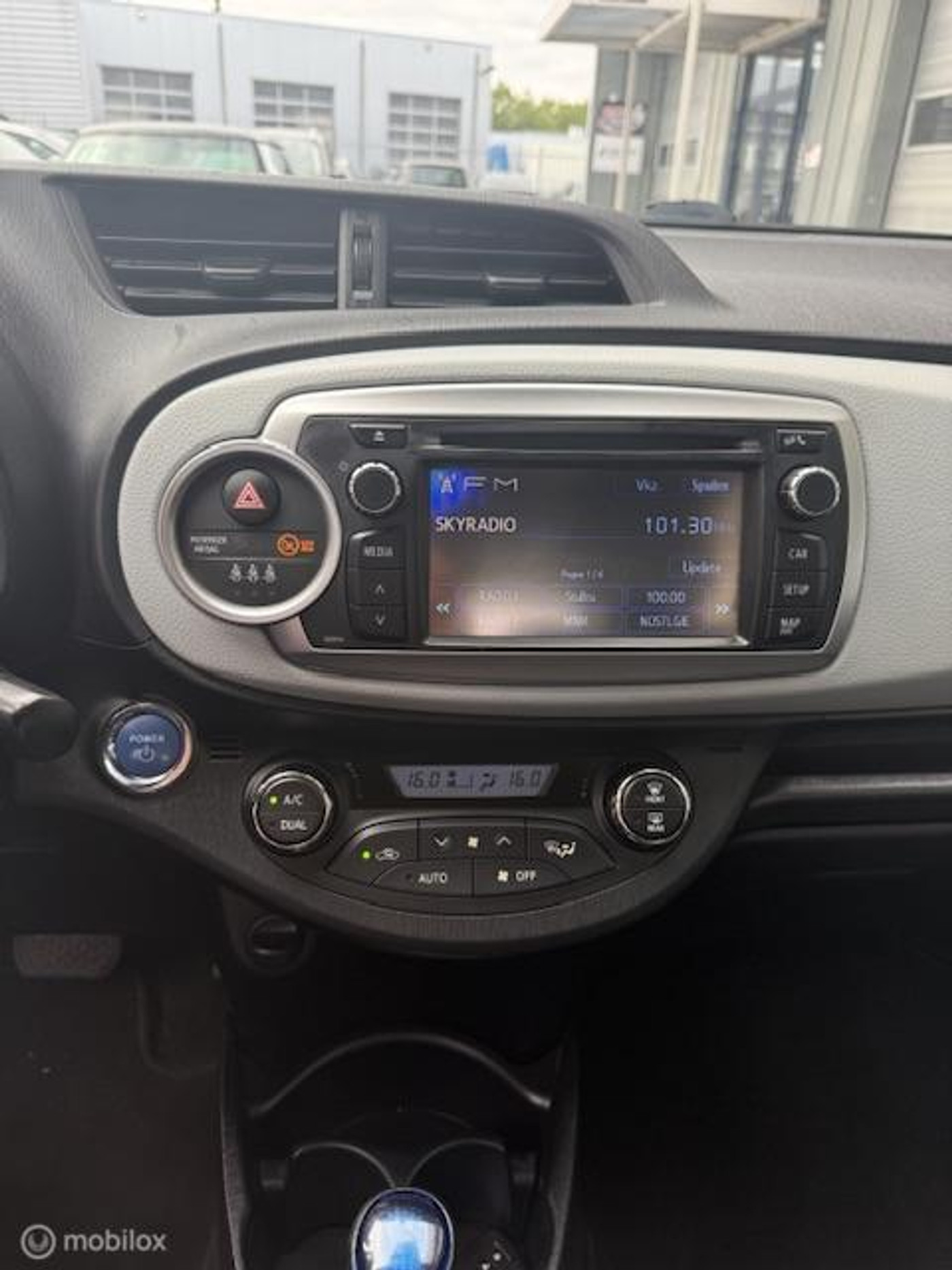 Foto van Toyota Toyota Yaris Hybrid