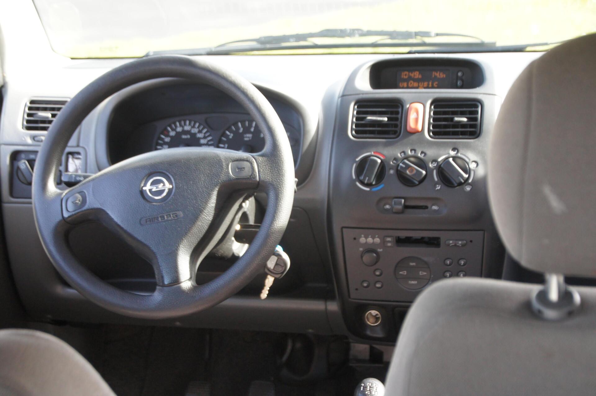 Foto van Opel Agila