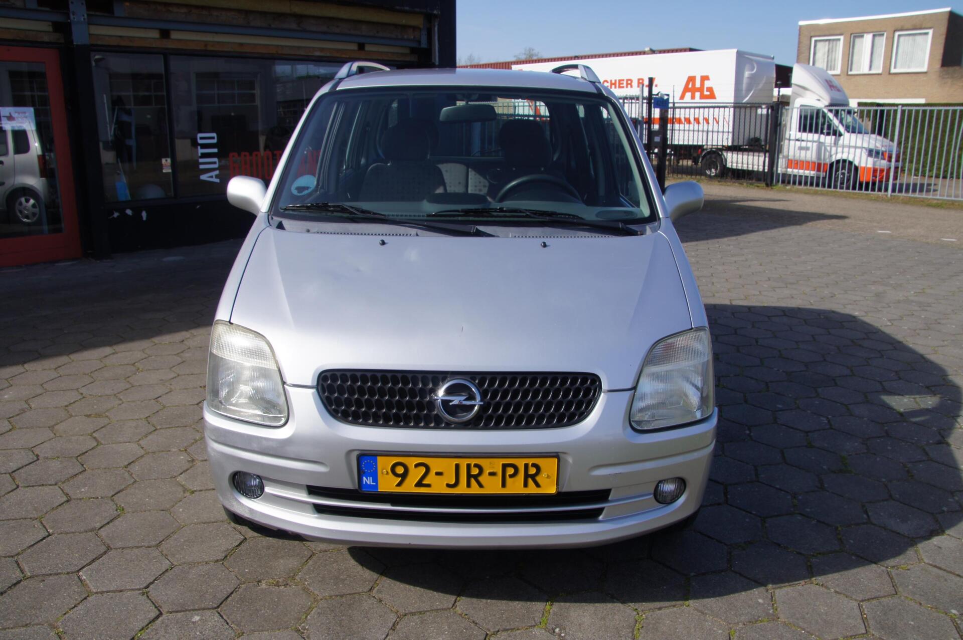 Foto van Opel Agila
