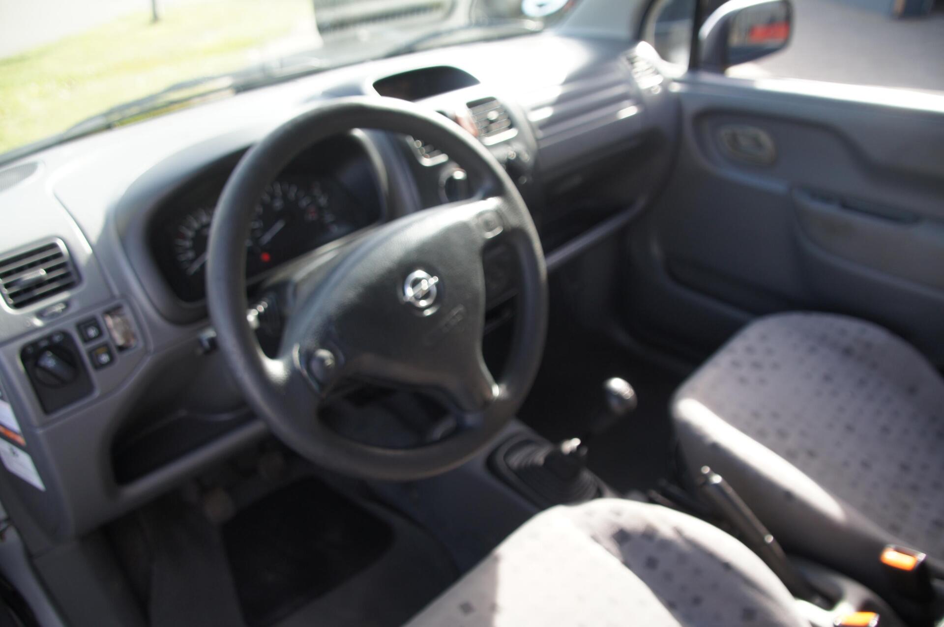 Foto van Opel Agila