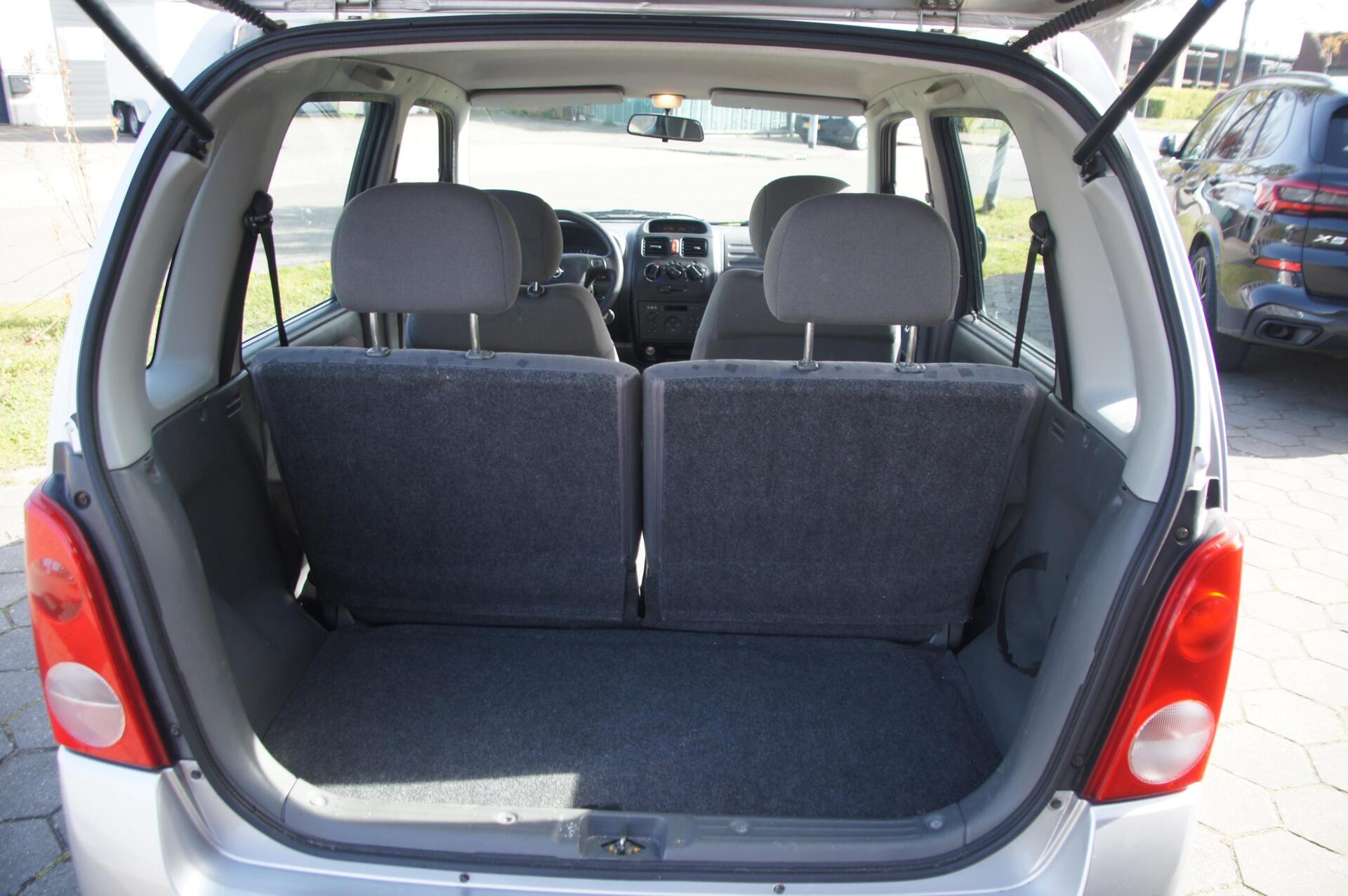 Foto van Opel Agila