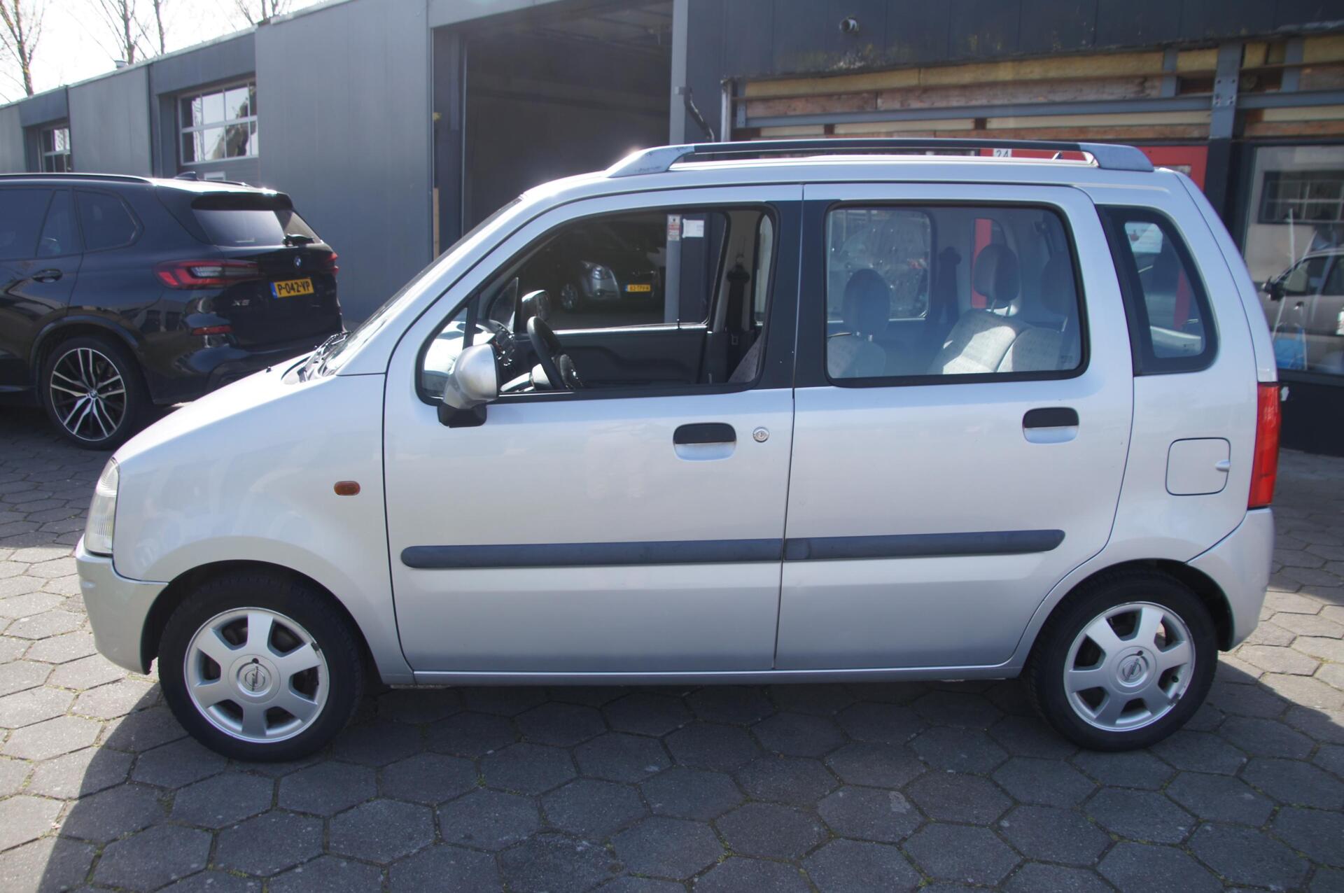 Foto van Opel Agila