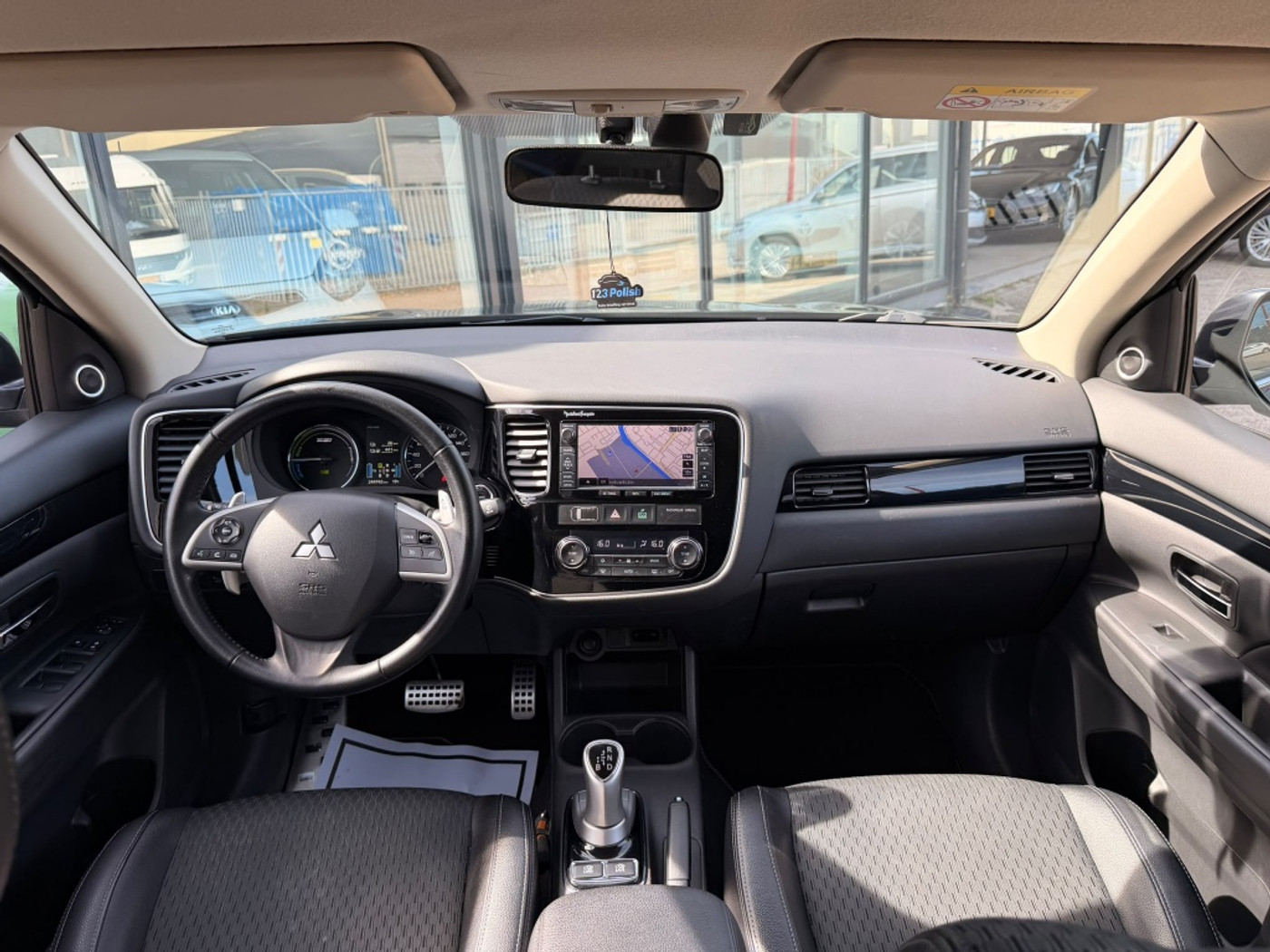 Foto van Mitsubishi Mitsubishi Outlander