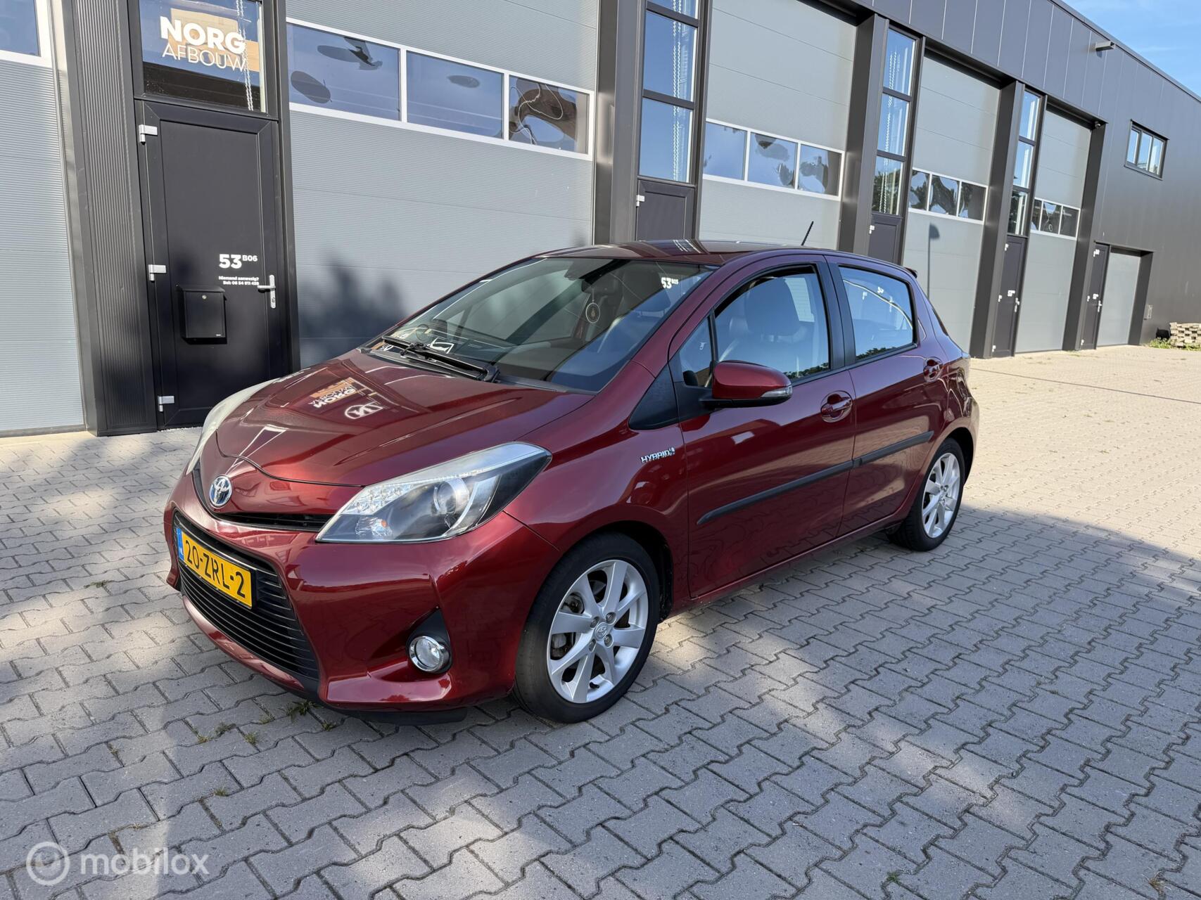 Foto van Toyota Toyota Yaris Hybrid
