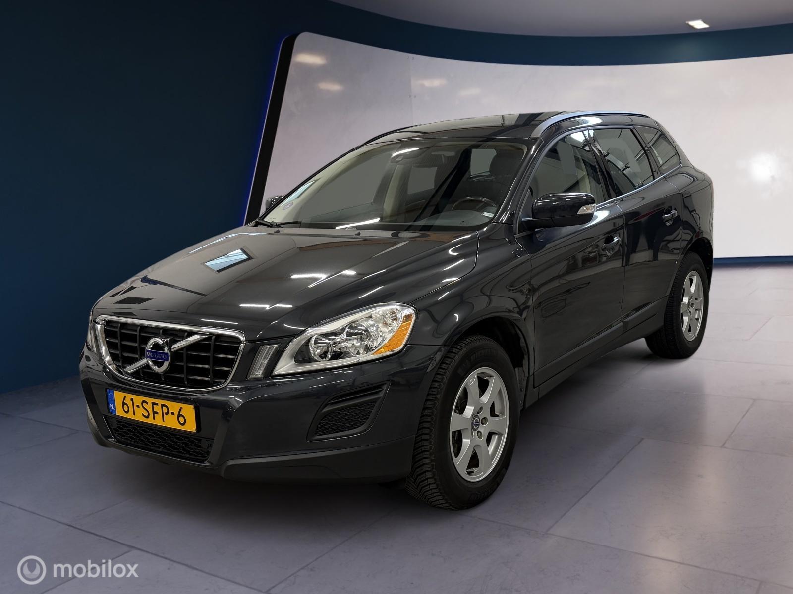 Volvo Xc60 2.0 T5 Kinetic ✓Trekh.✓Clima✓Cruise.✓Org. NL 2011 - voorkant