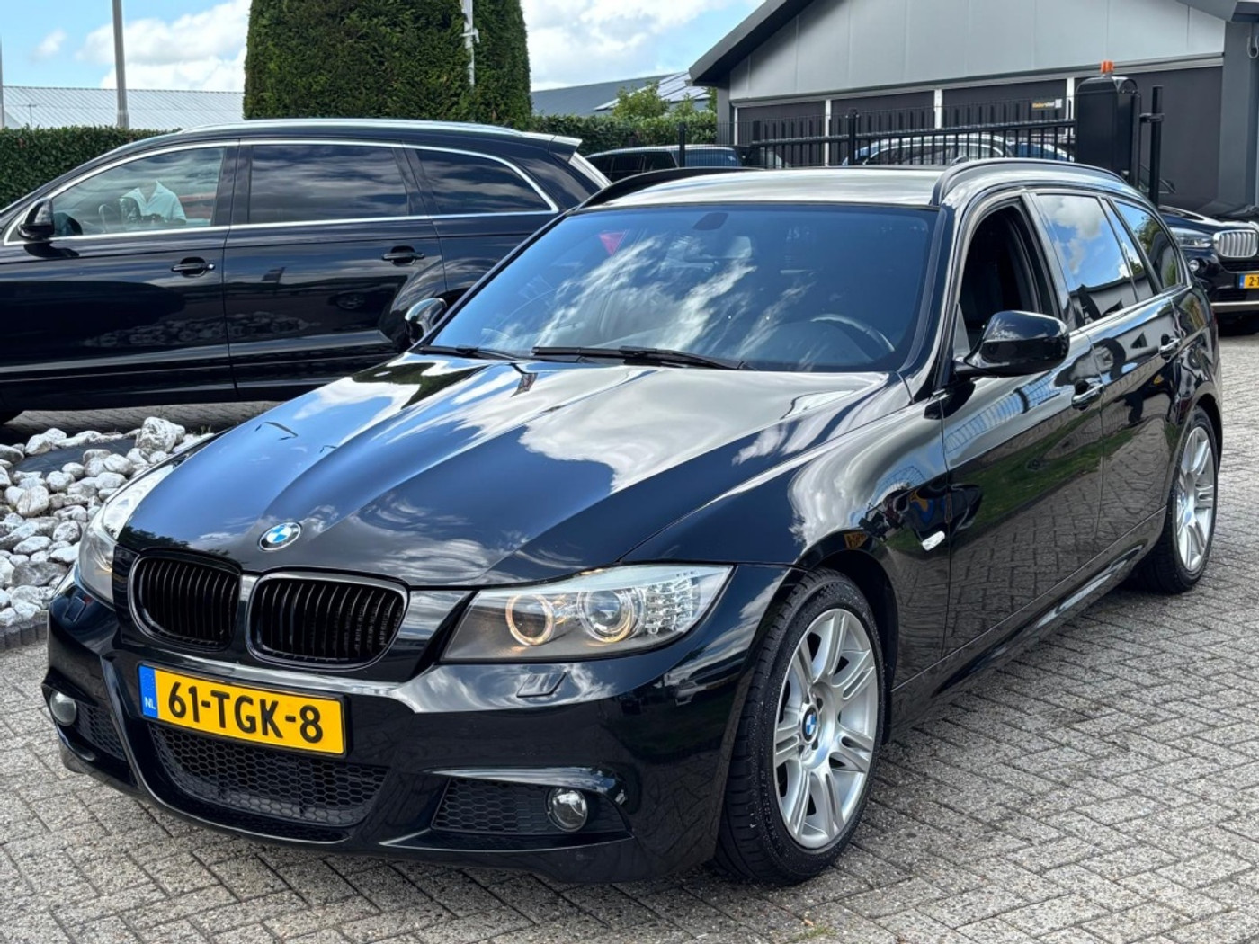 BMW 3er Reihe 320i Zwart M-Pakket 2012 Trekhaak 2012 - voorkant