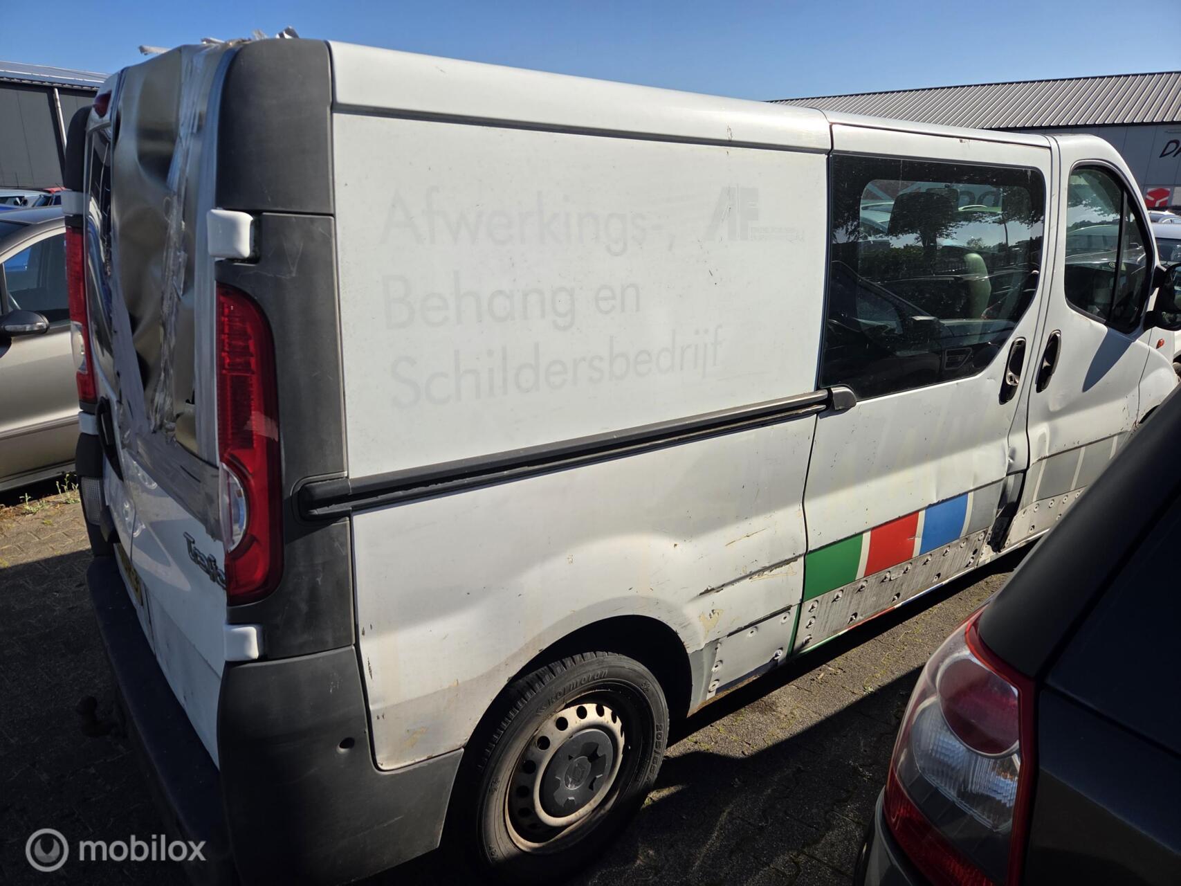 Foto van Renault Trafic T29 L2/h1 2.0 Dci 66kw E4