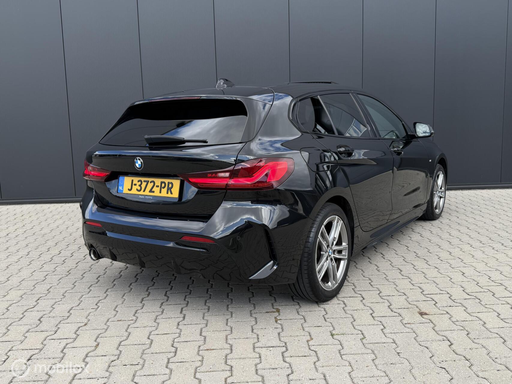 Foto van BMW 118i