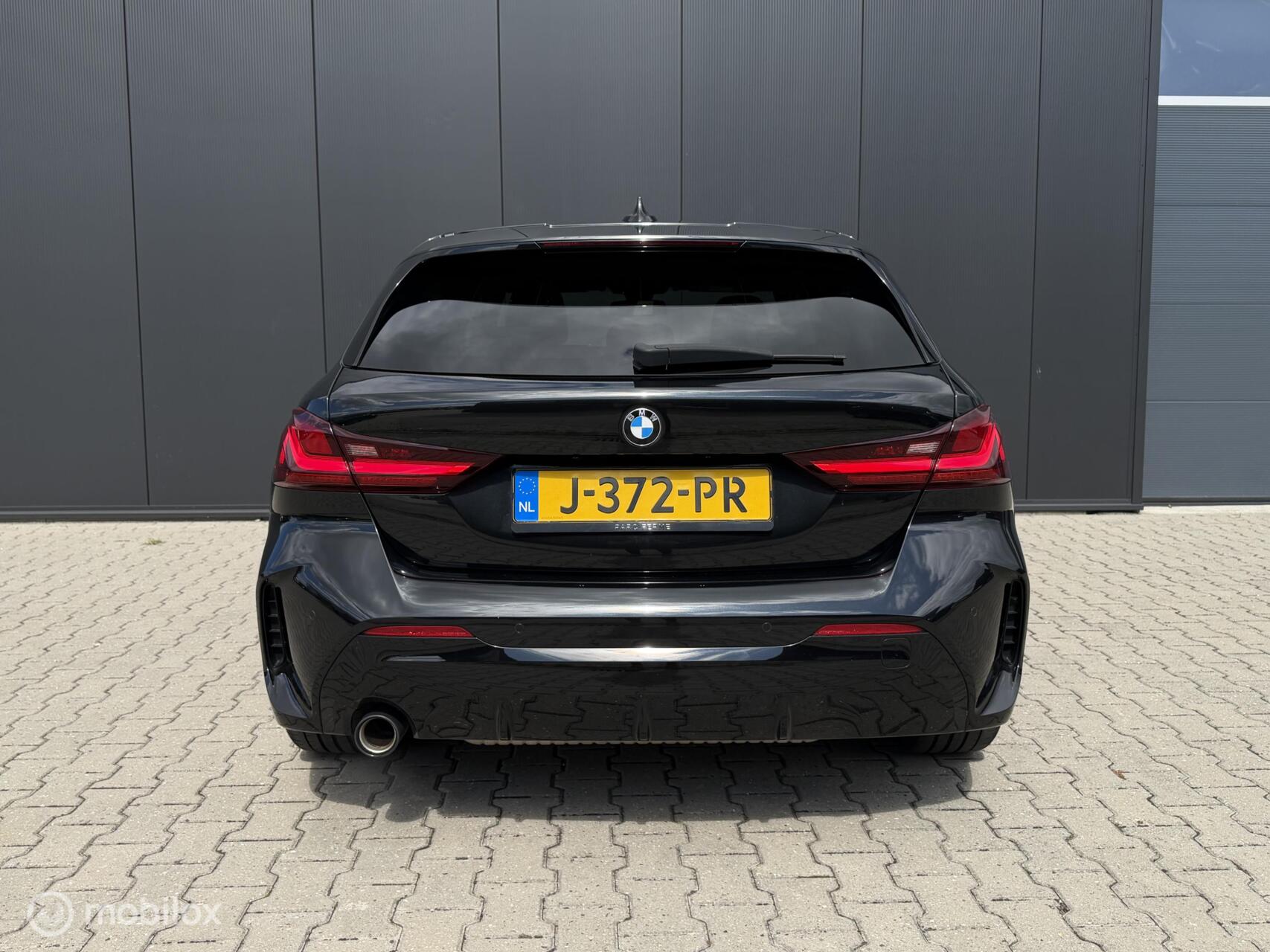 Foto van BMW 118i